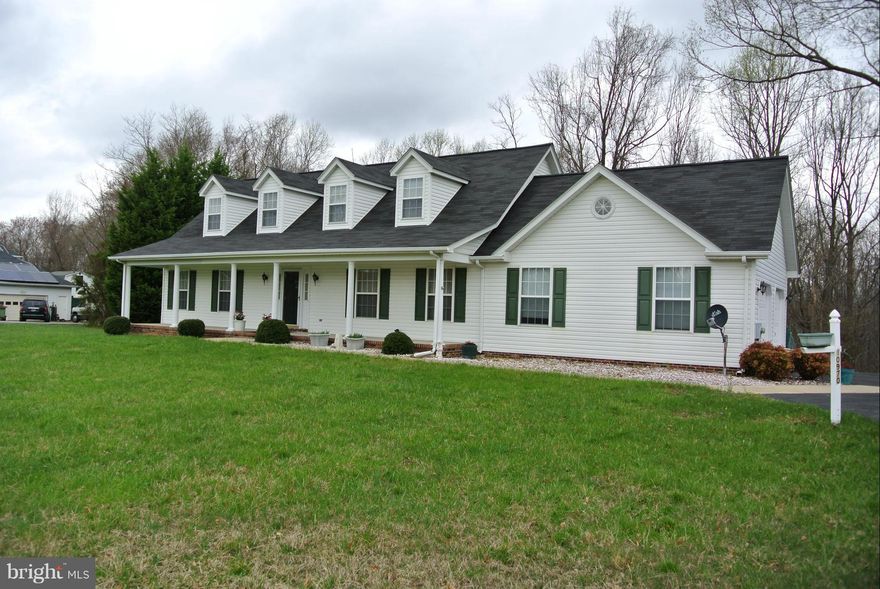 Immaculate Home waiting for new Owner.  Fenced Back Yard. No HOA.  Great location.  Move In Ready.  Updated Appliances.  Large 2-car Garage. Over three acres.  Eligible for 100% Financing with USDA Rural Development.