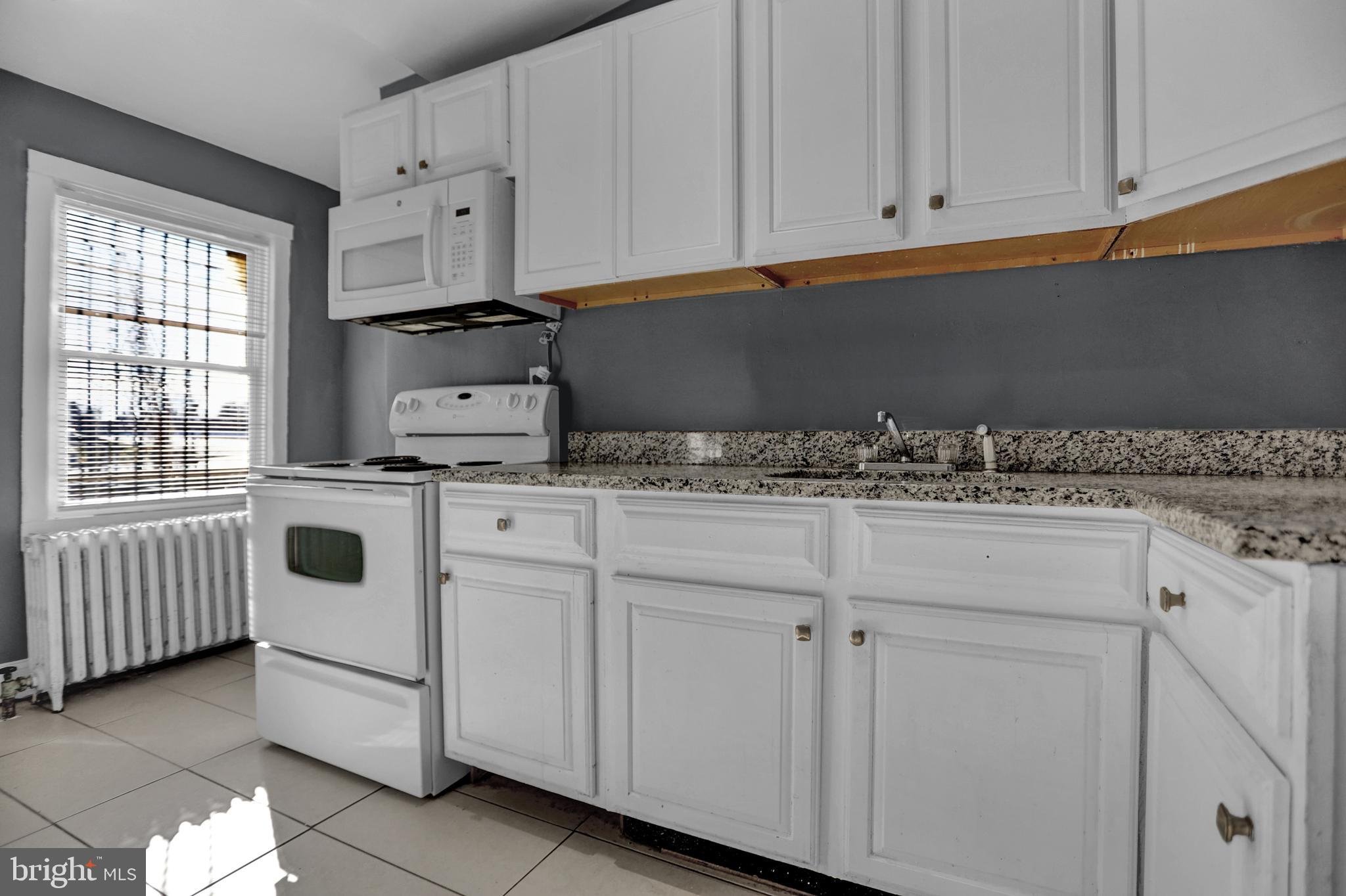 UPTON - Residential Lease