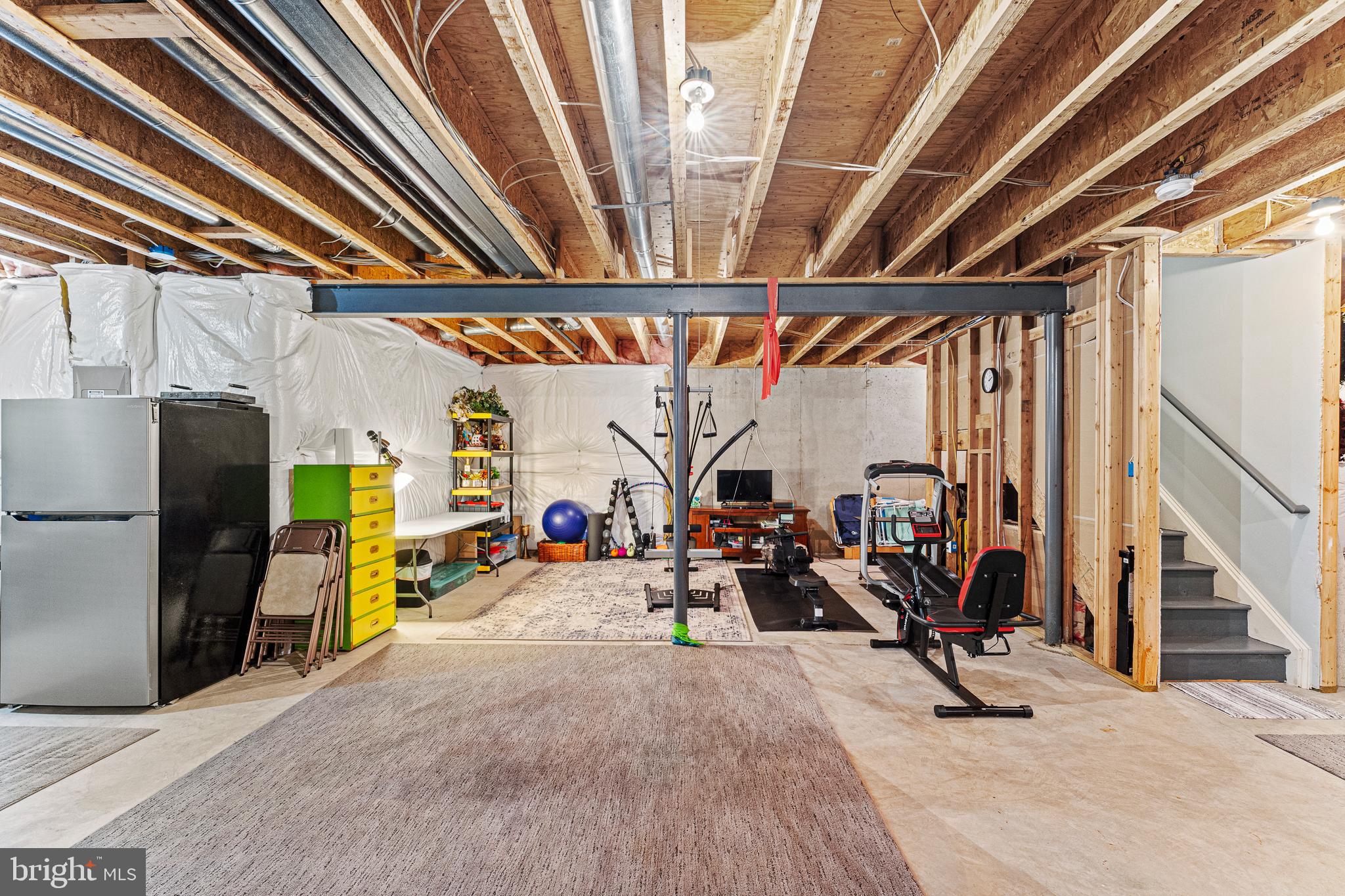 BELMONT COUNTRY CLUB - Residential