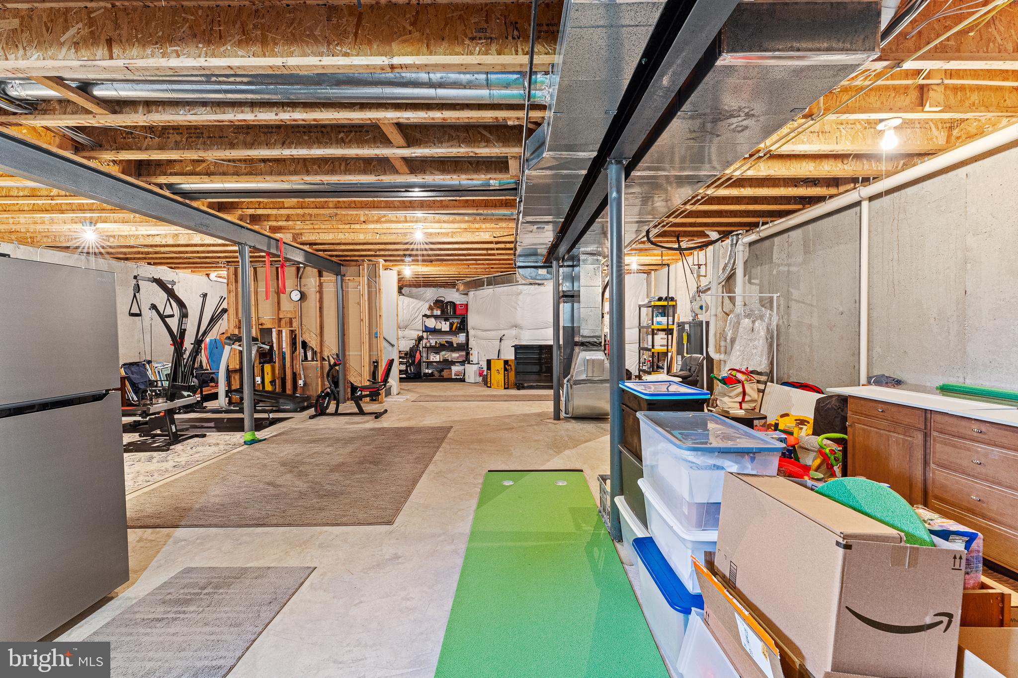 BELMONT COUNTRY CLUB - Residential