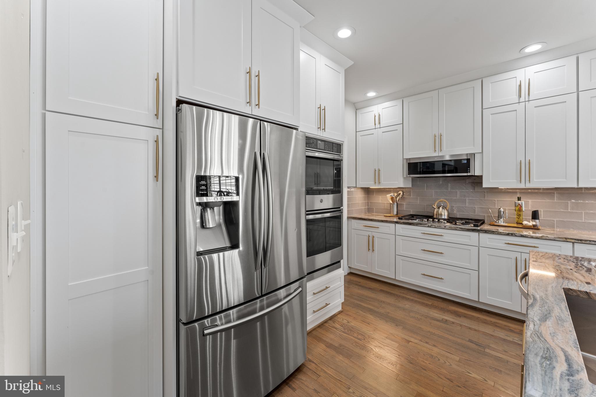 BELMONT COUNTRY CLUB - Residential