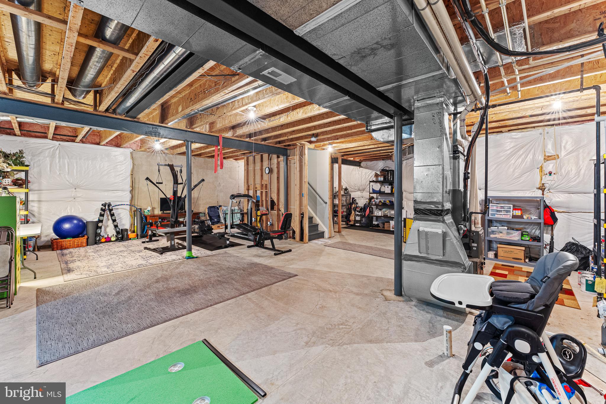 BELMONT COUNTRY CLUB - Residential