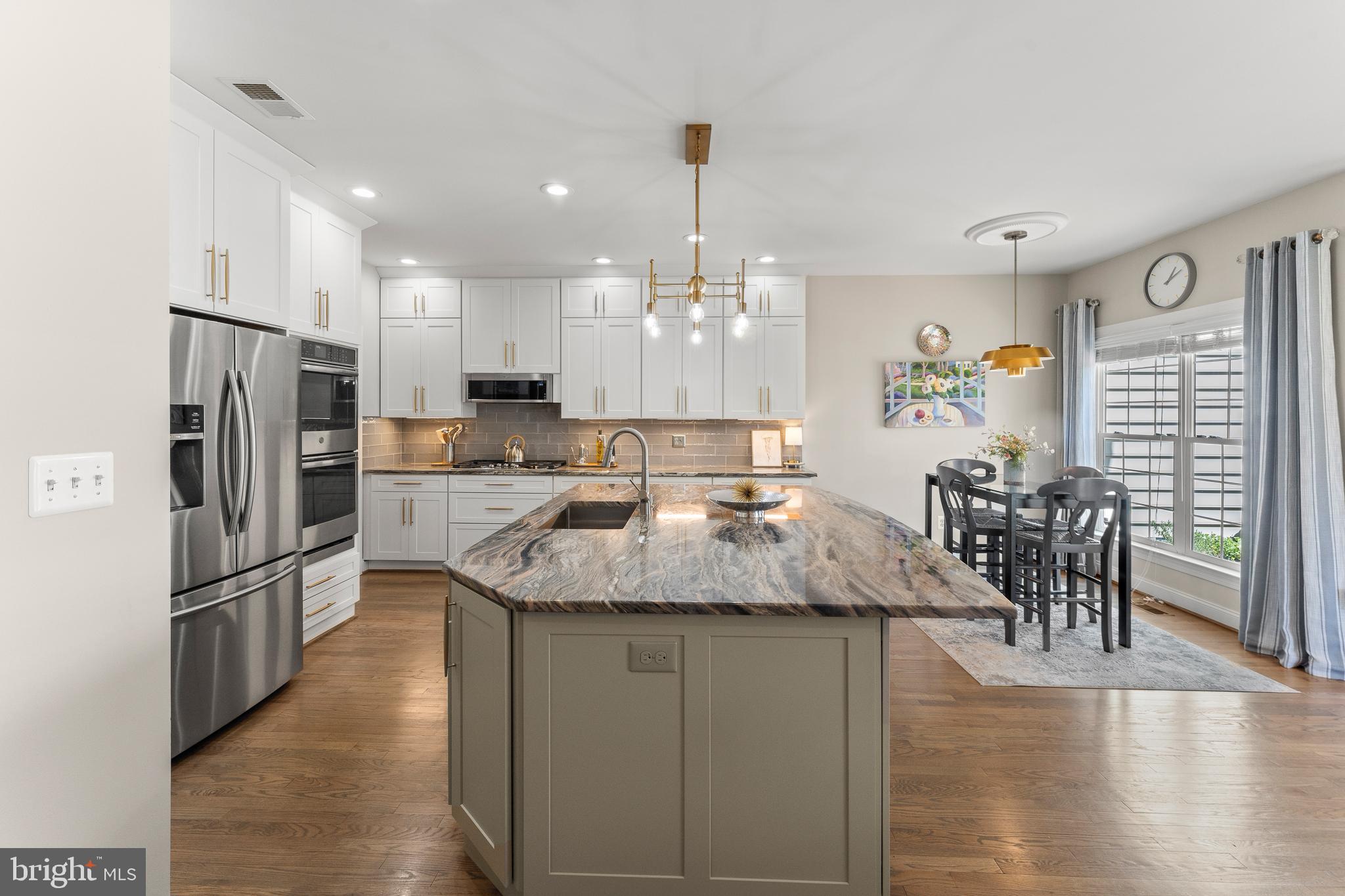 BELMONT COUNTRY CLUB - Residential