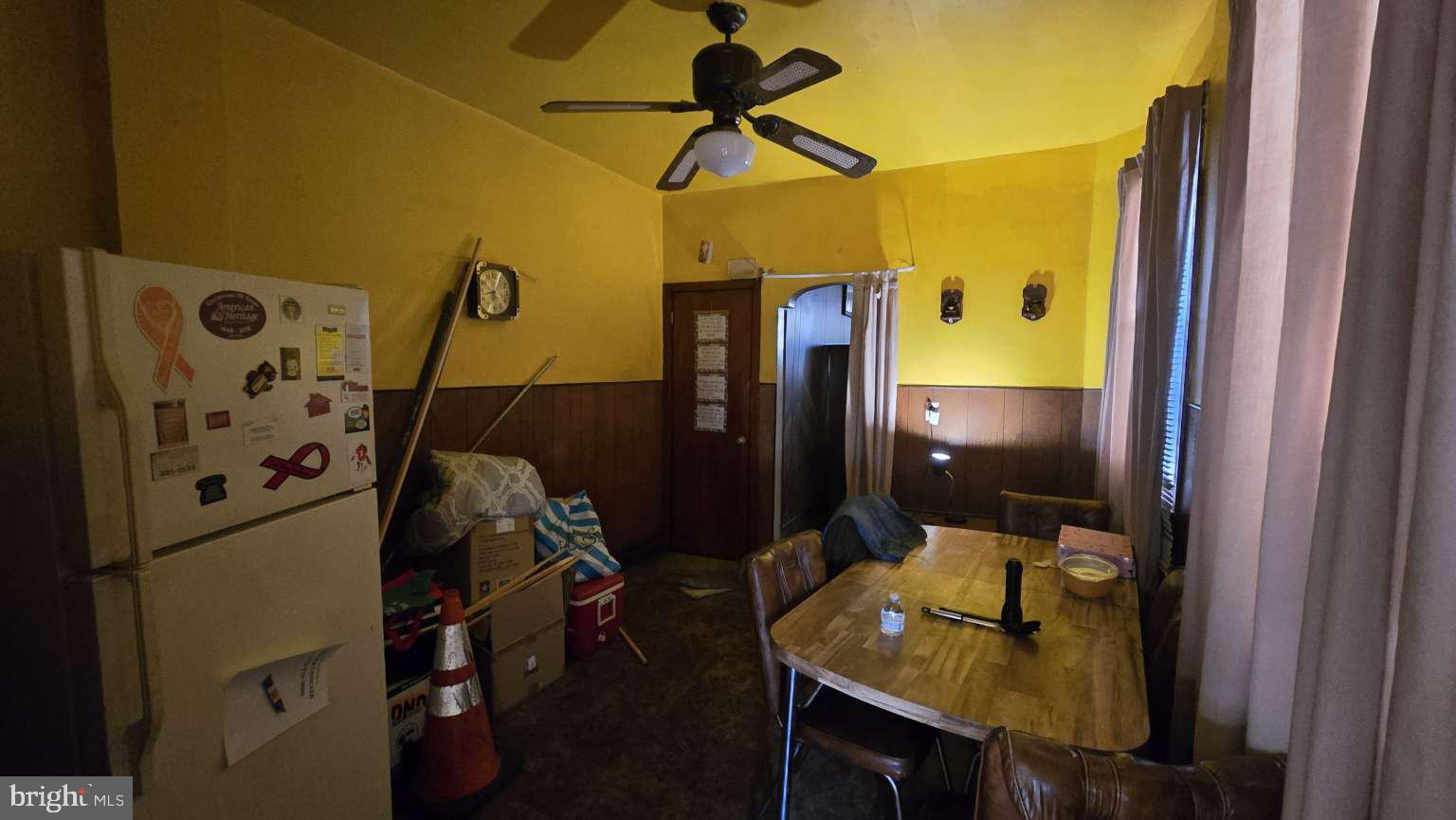 4032 N FAIRHILL STREET