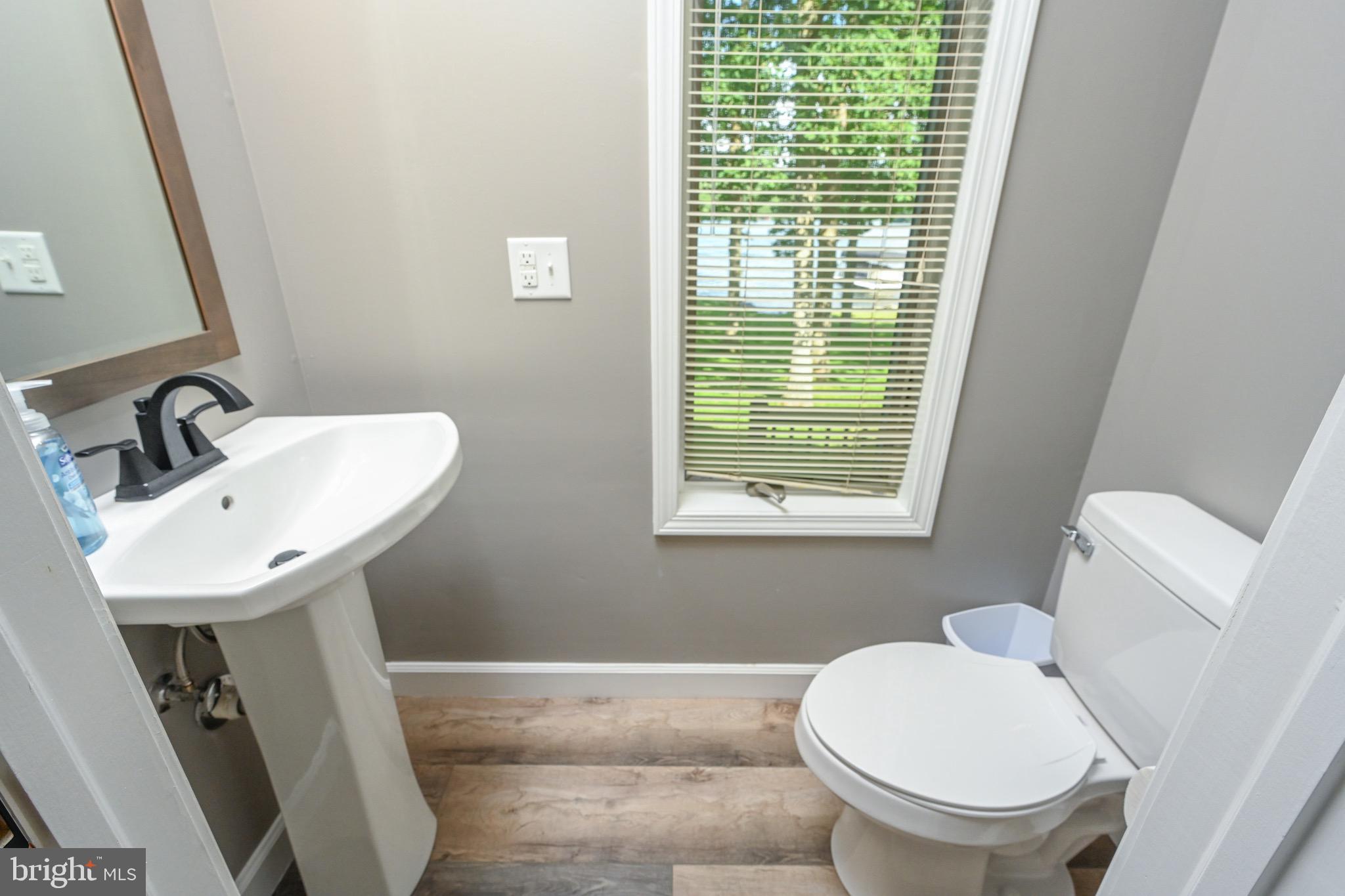 LAKE FOREST - Residential