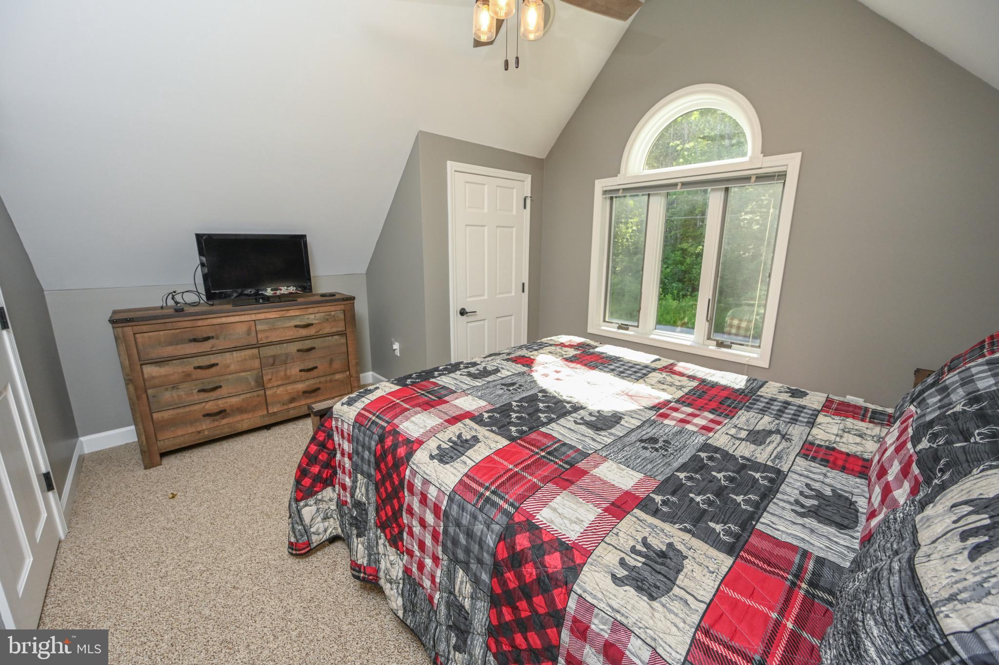 LAKE FOREST - Residential