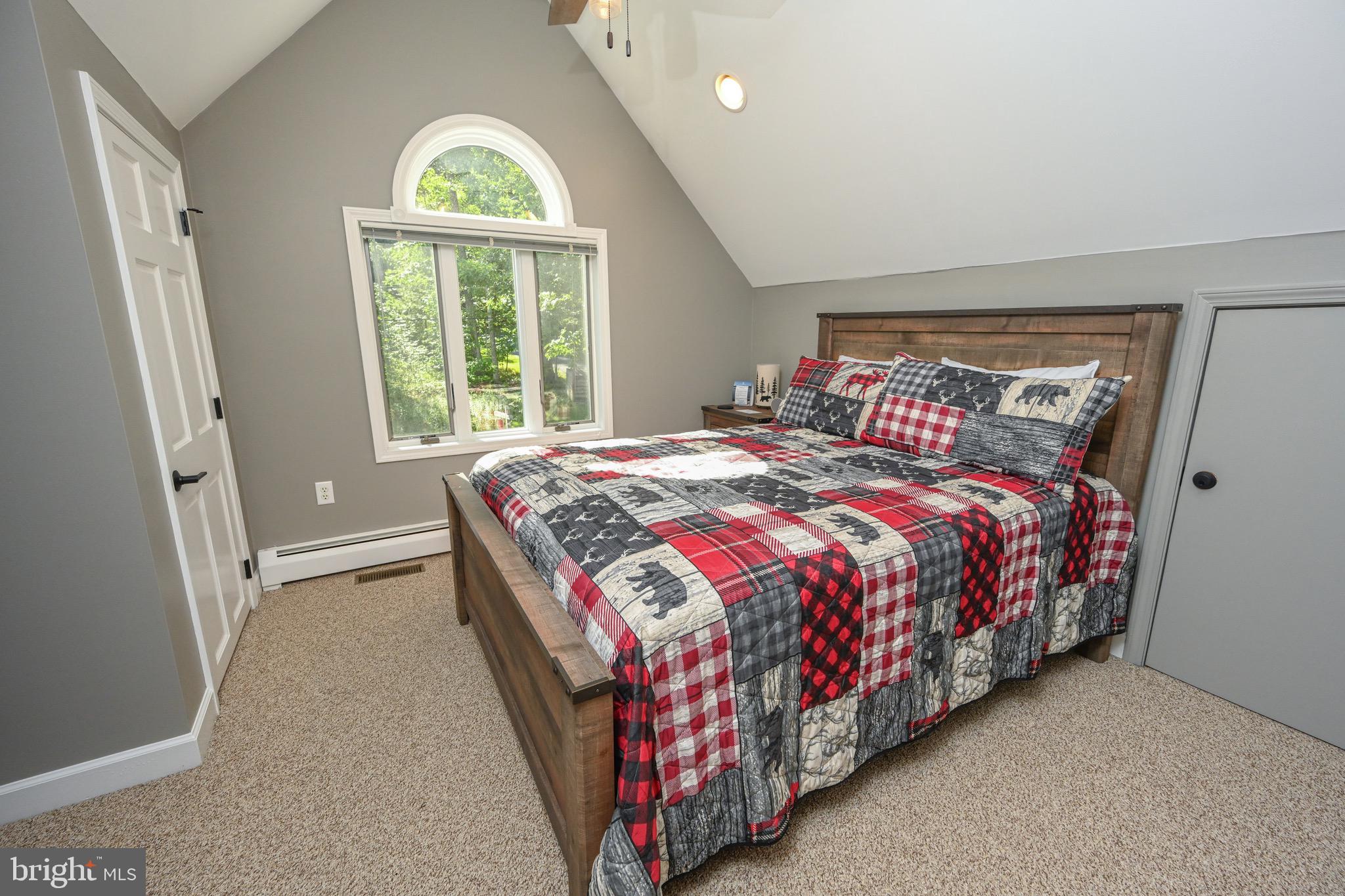 LAKE FOREST - Residential