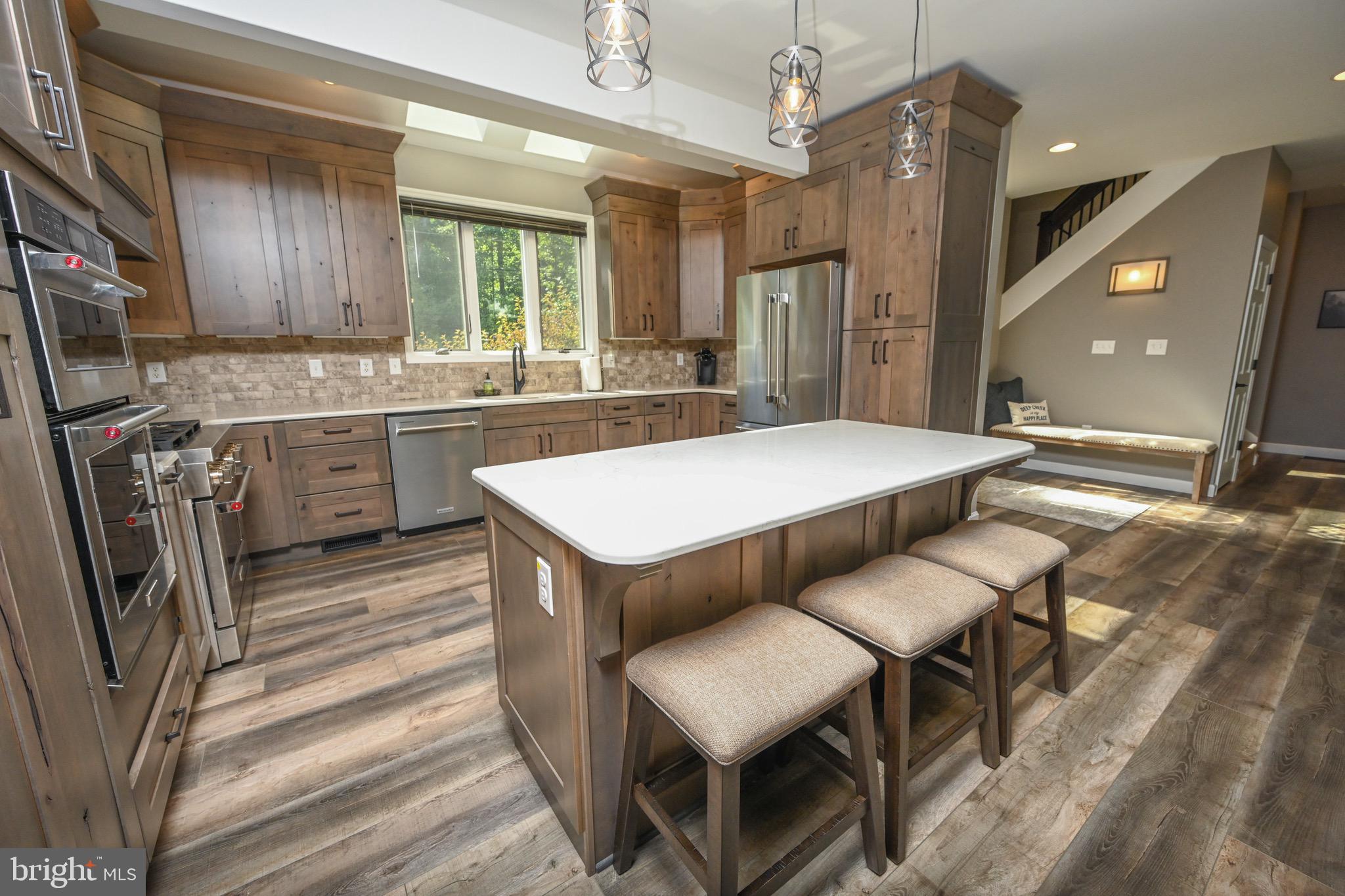 LAKE FOREST - Residential