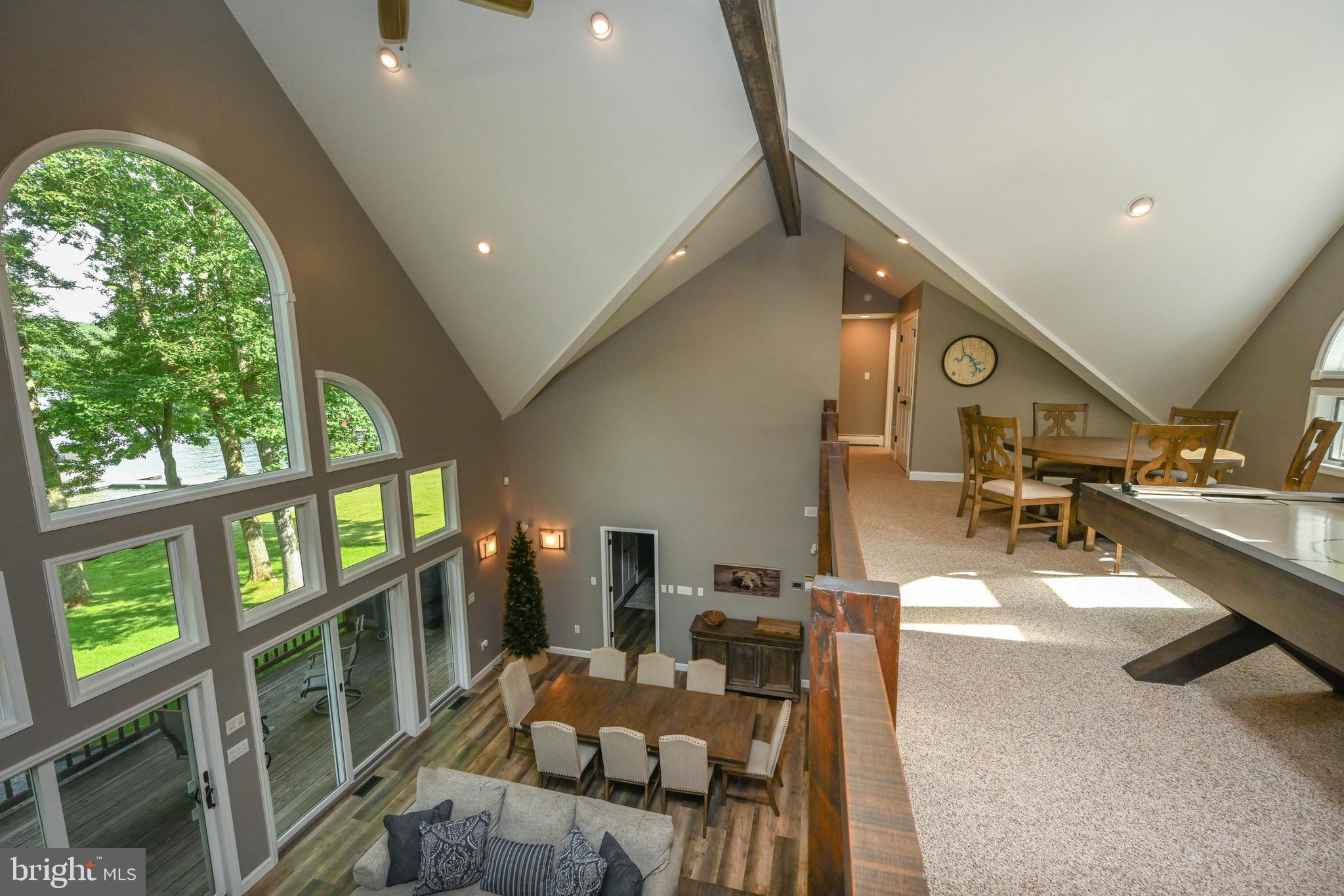 LAKE FOREST - Residential