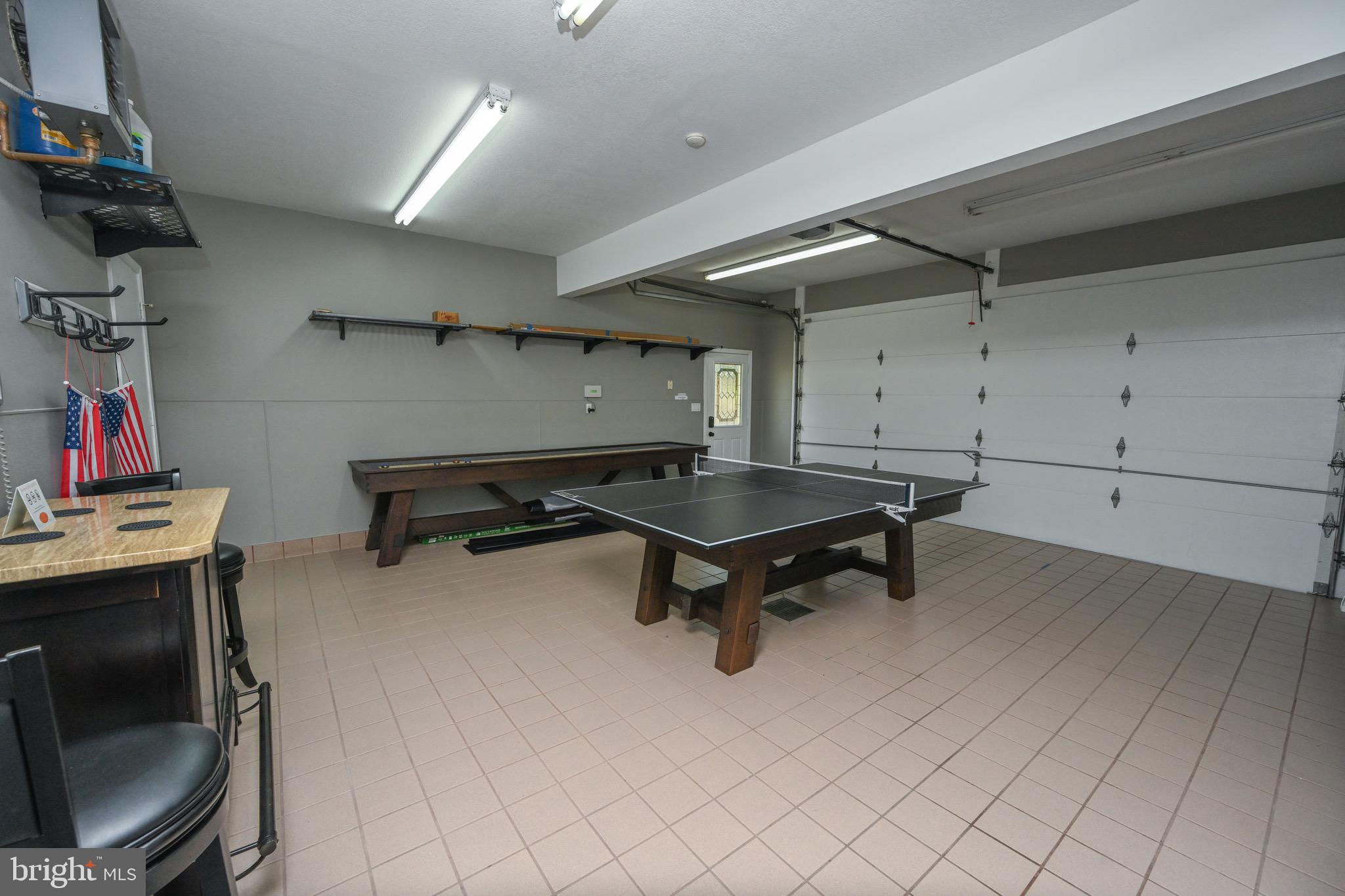 LAKE FOREST - Residential