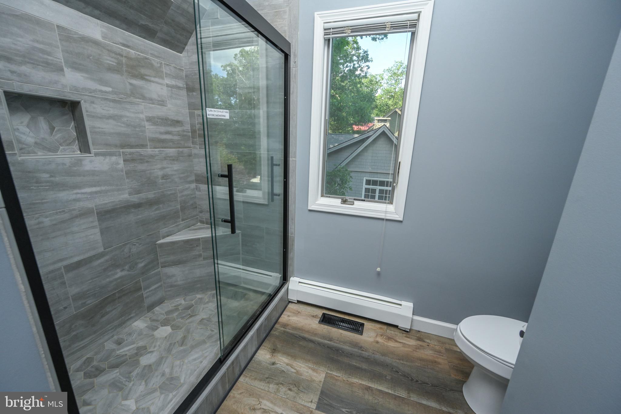 LAKE FOREST - Residential