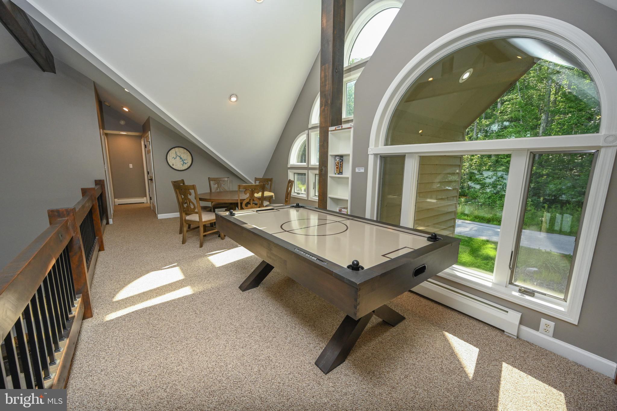 LAKE FOREST - Residential