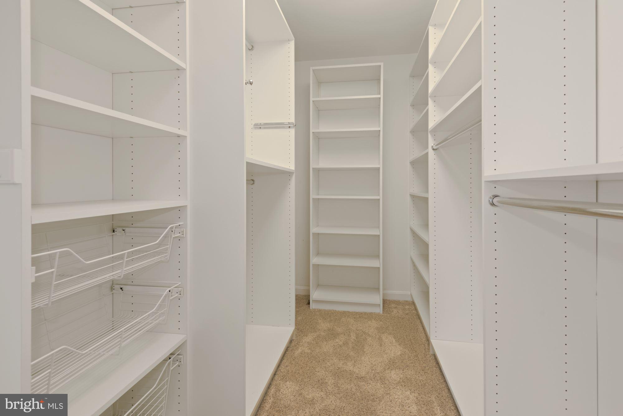 WEST MARKET - Residential