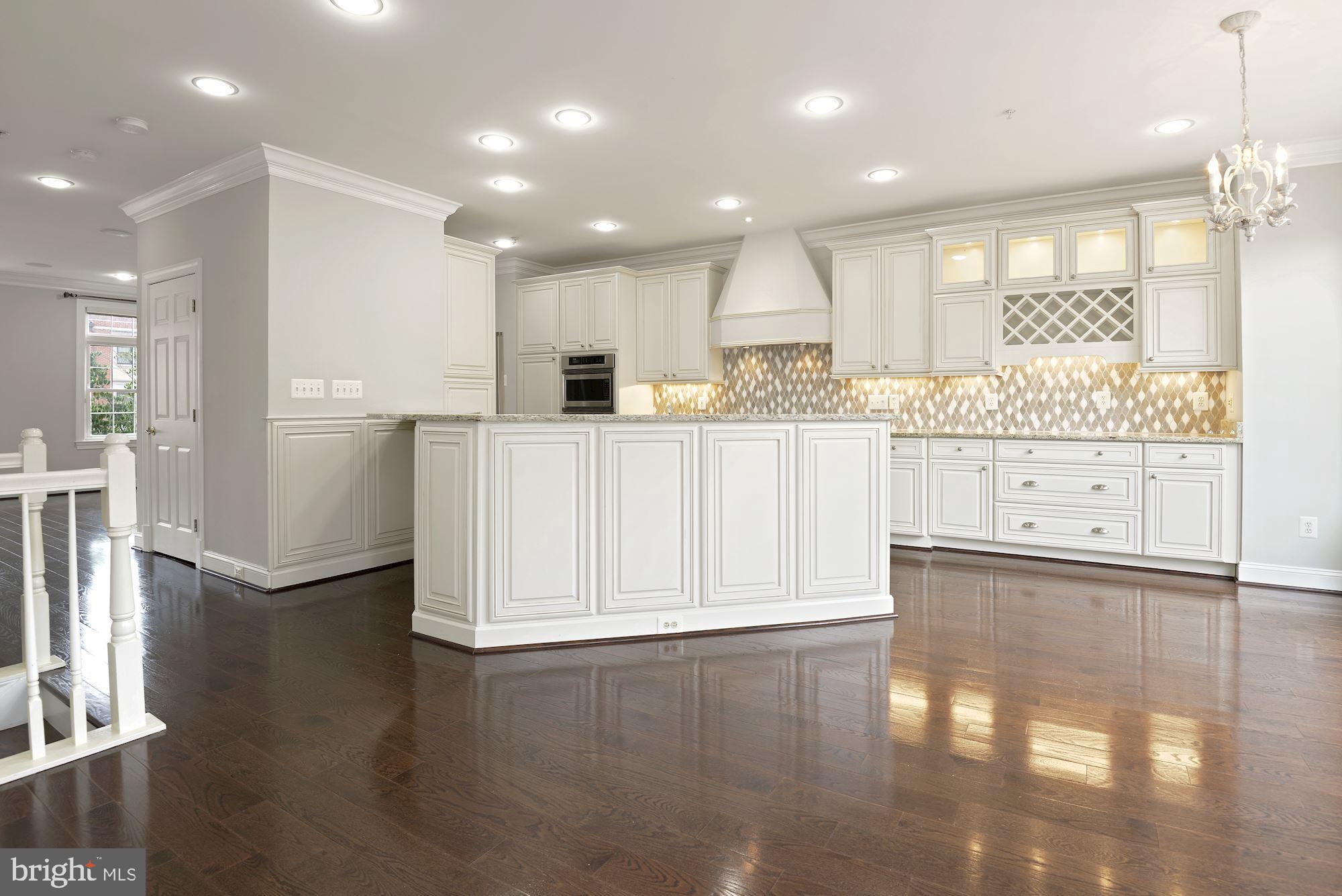 WEST MARKET - Residential