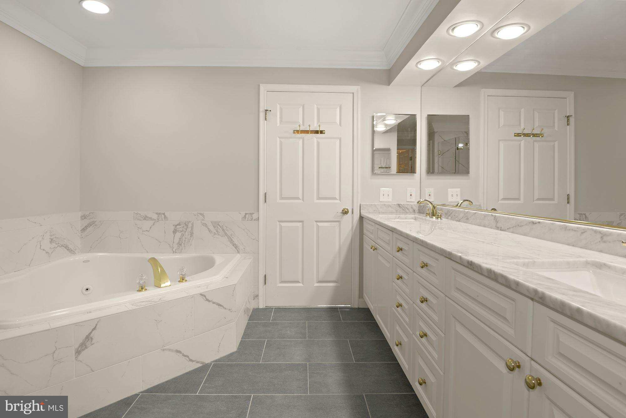 WEST MARKET - Residential