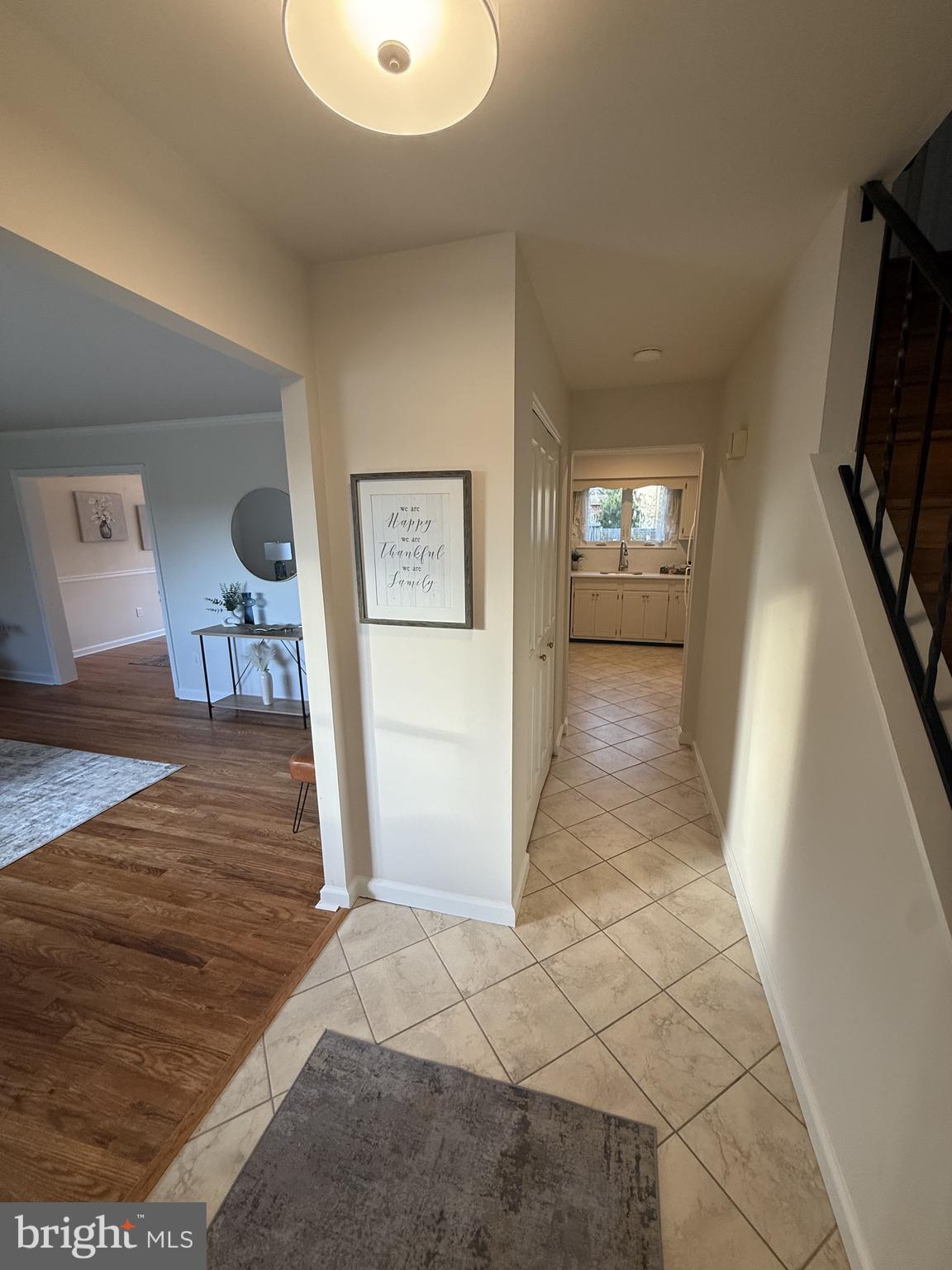 HICKORY HILLS - Residential