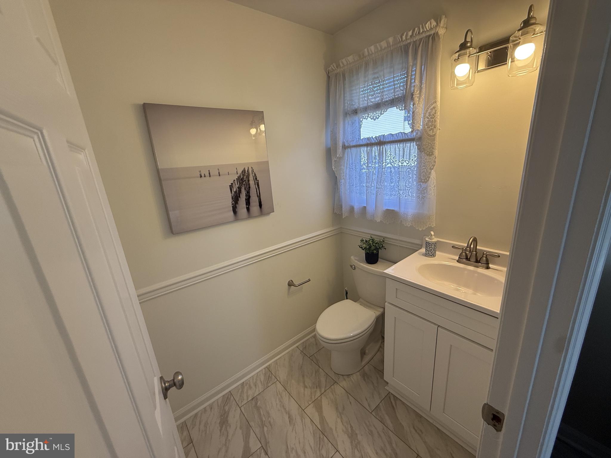 HICKORY HILLS - Residential