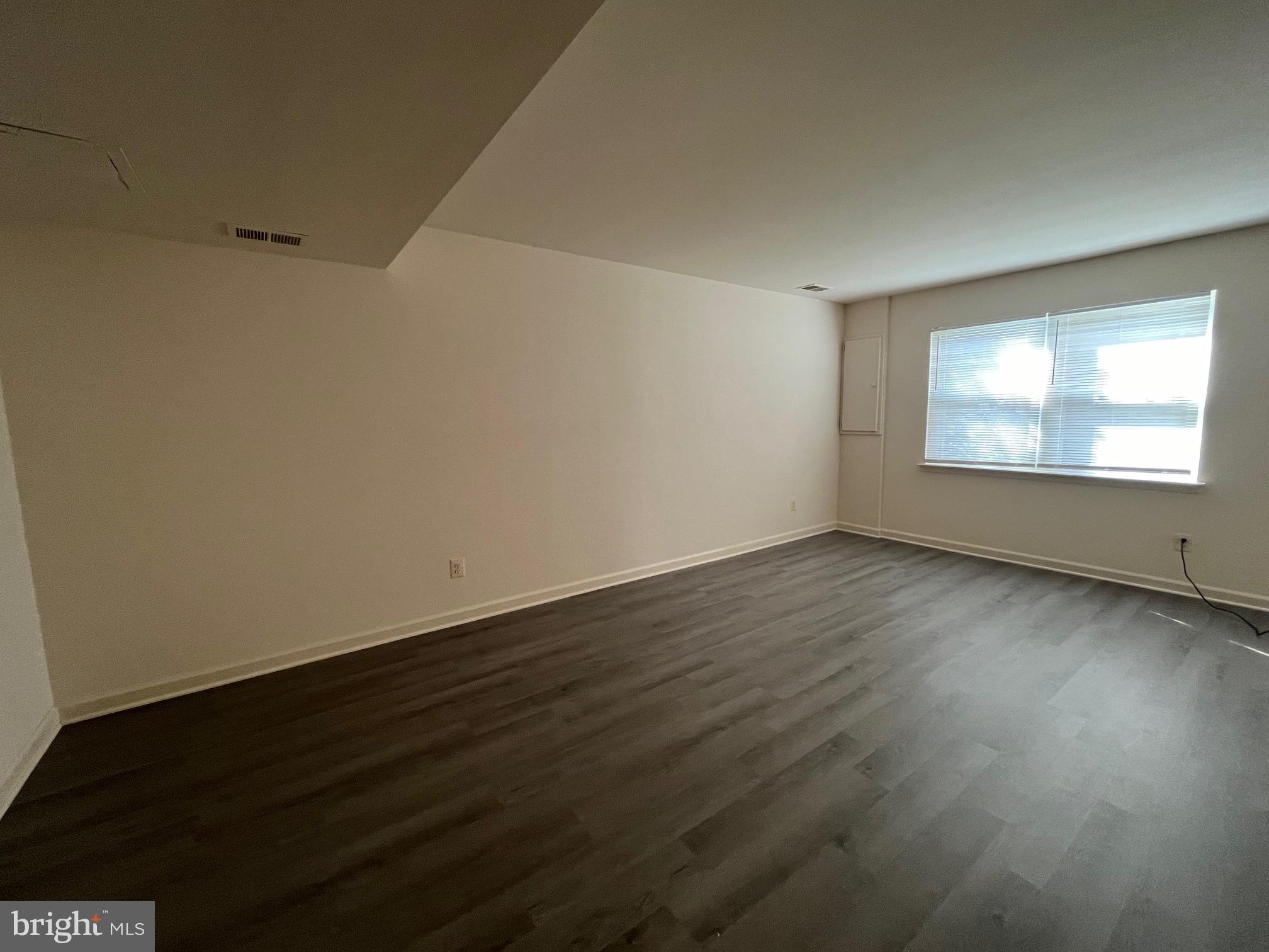 TERRACE TOWNE HOMES OF GUNSTON - Residential Lease