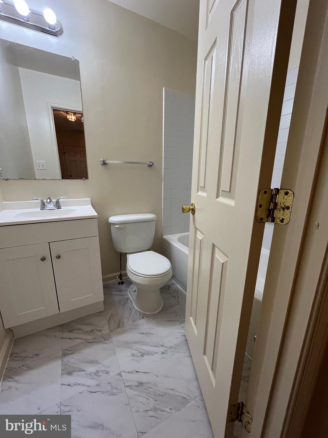 TERRACE TOWNE HOMES OF GUNSTON - Residential Lease