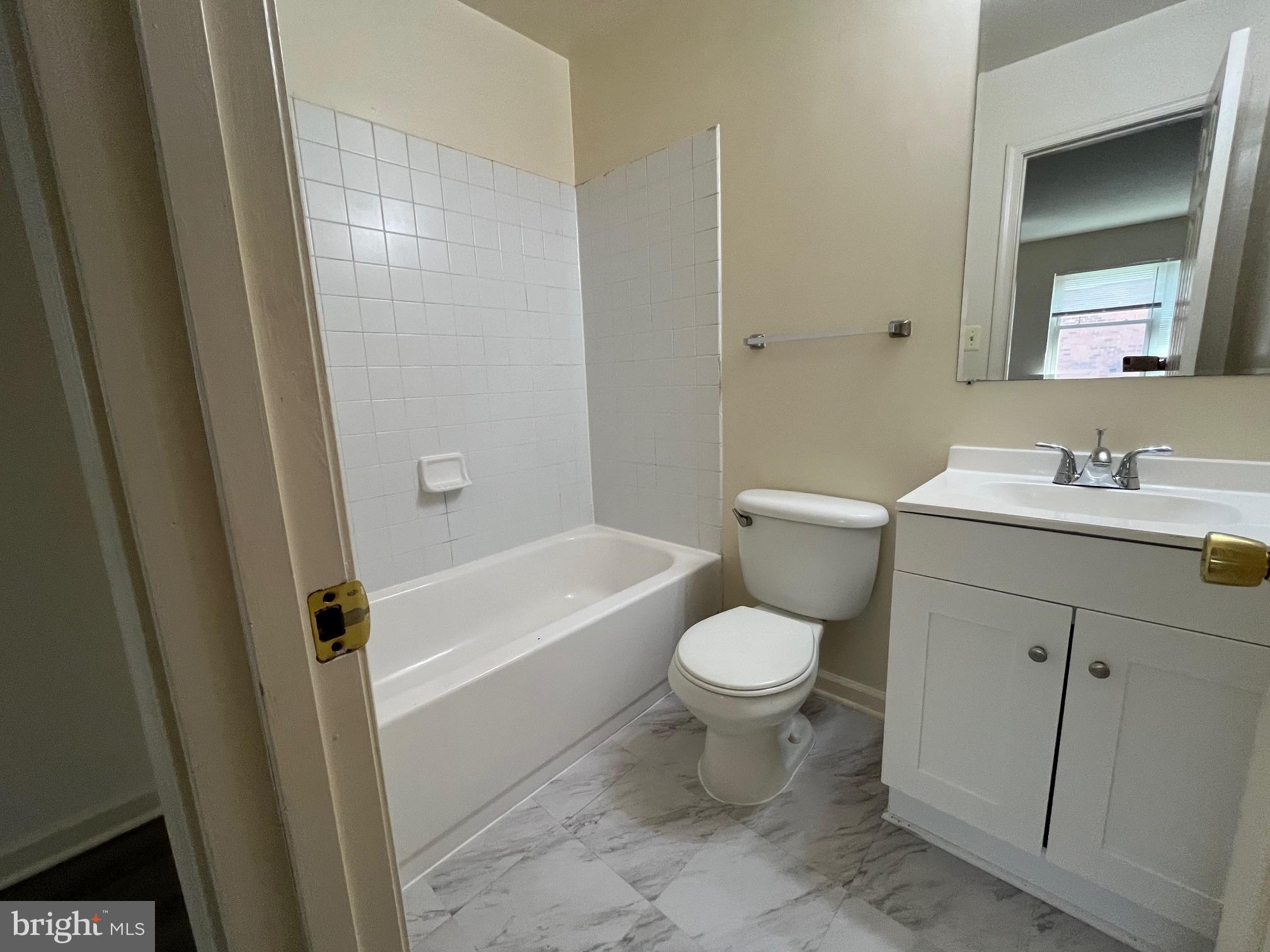 TERRACE TOWNE HOMES OF GUNSTON - Residential Lease