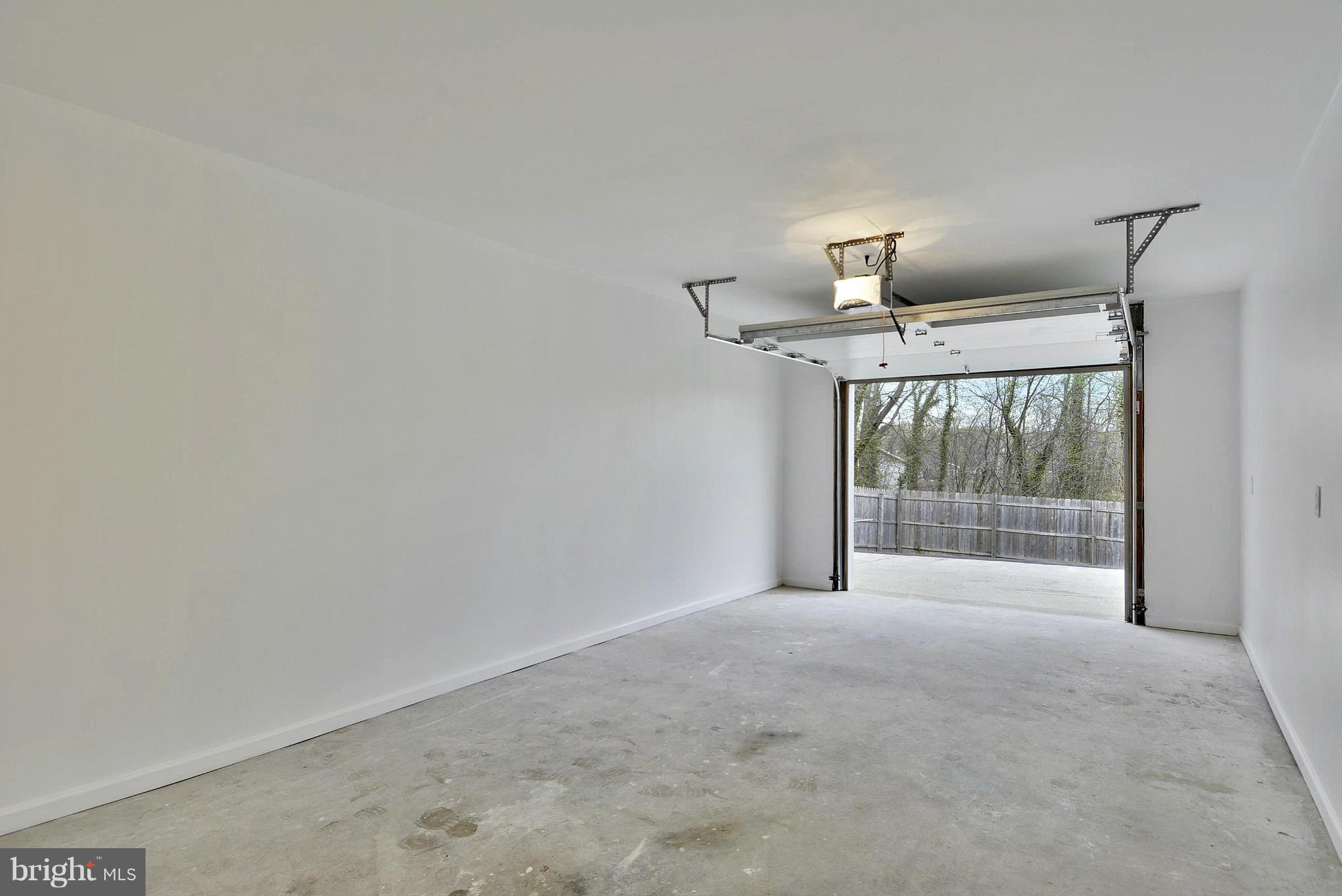 WOODSHIRE VILLAGE - Residential