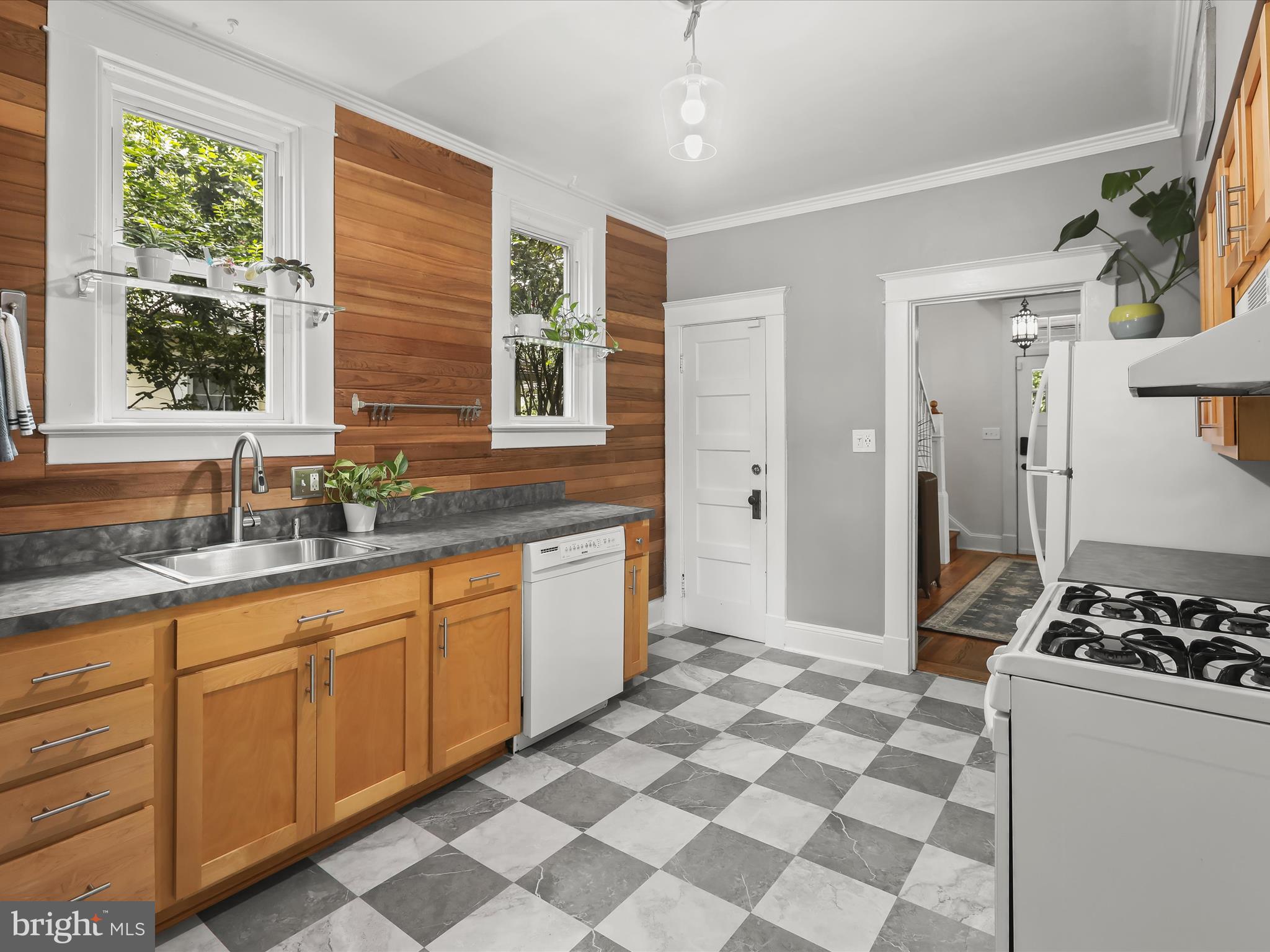 ACADEMY HEIGHTS - Residential