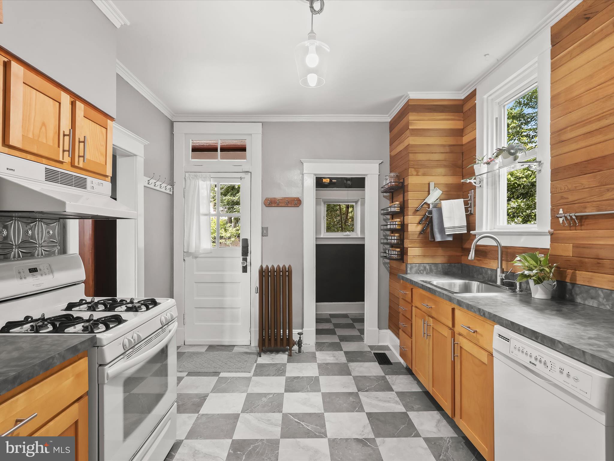 8 EDMONDSON RIDGE ROAD