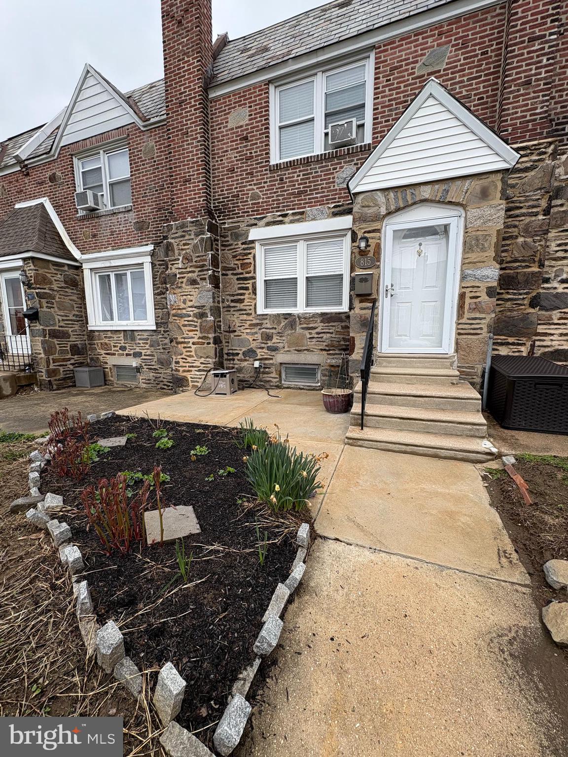 DREXEL PARK GARDEN - Residential Lease