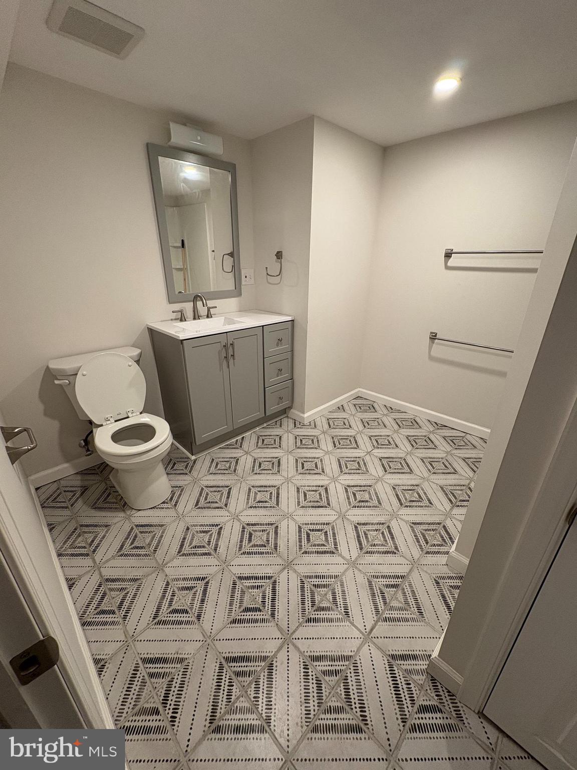 DREXEL PARK GARDEN - Residential Lease