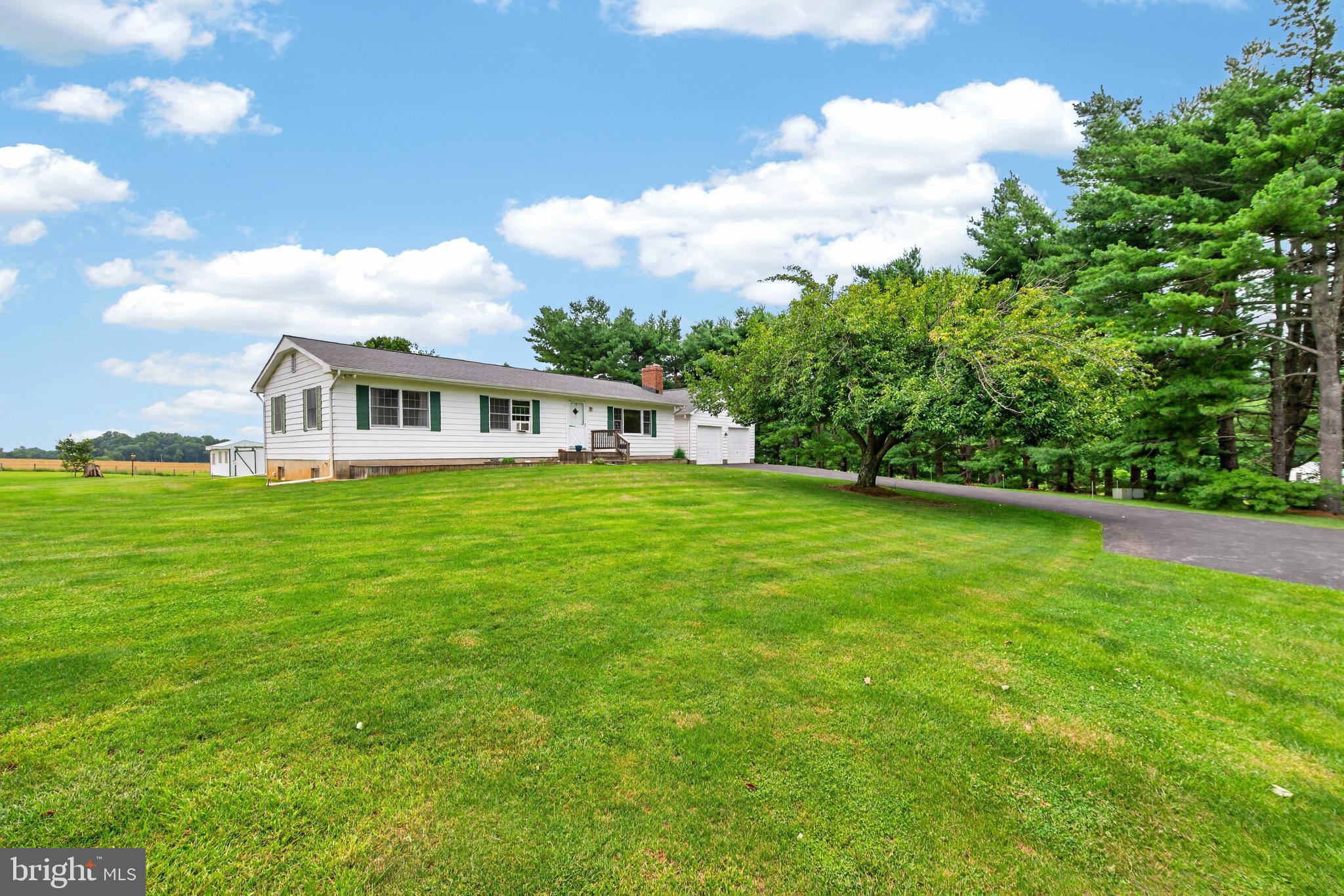 13835 HOWARD ROAD
