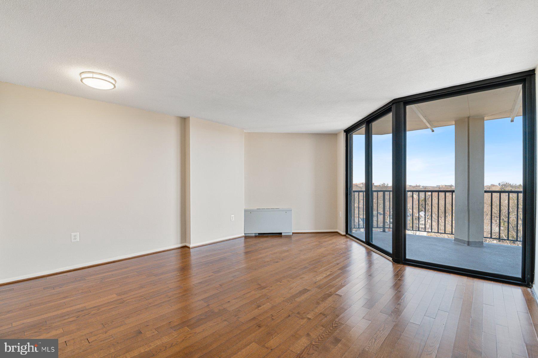 4242 E WEST HIGHWAY 910