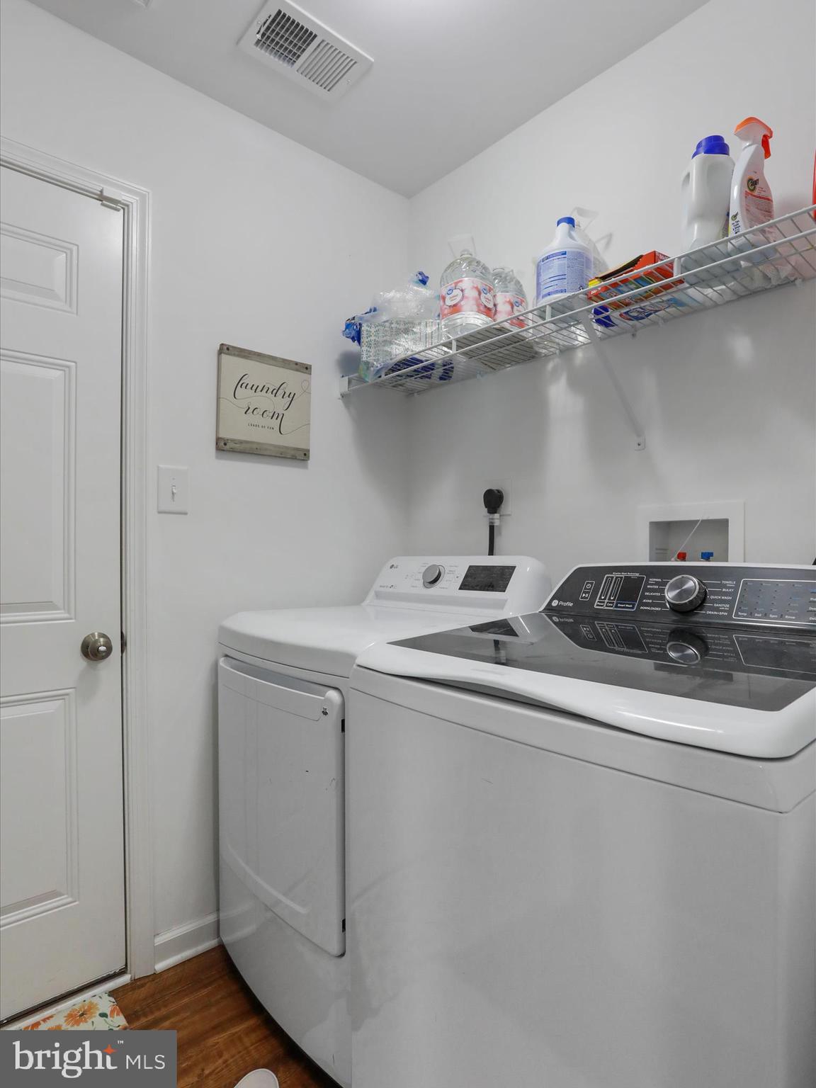 RED HILL - Residential