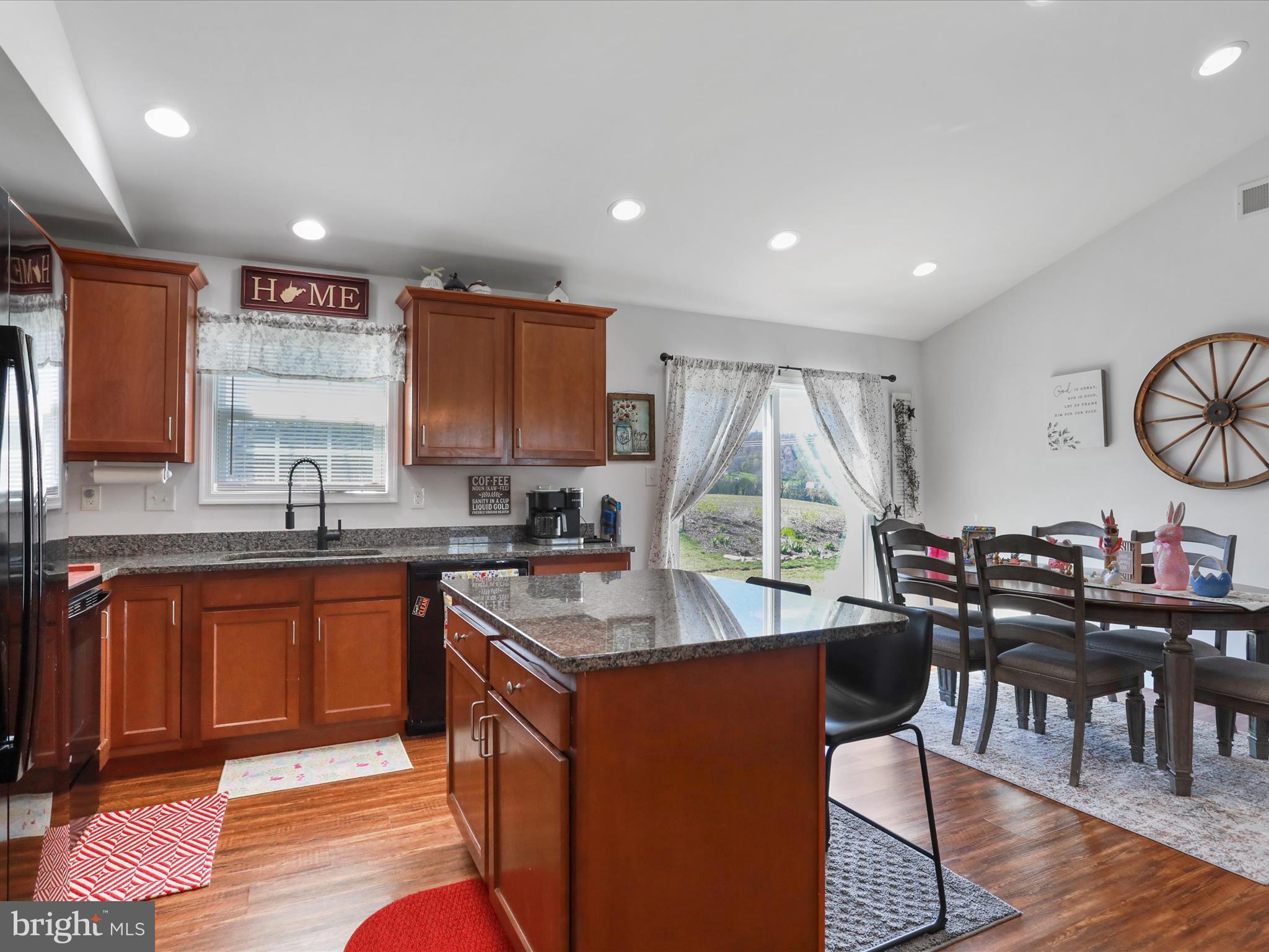 RED HILL - Residential