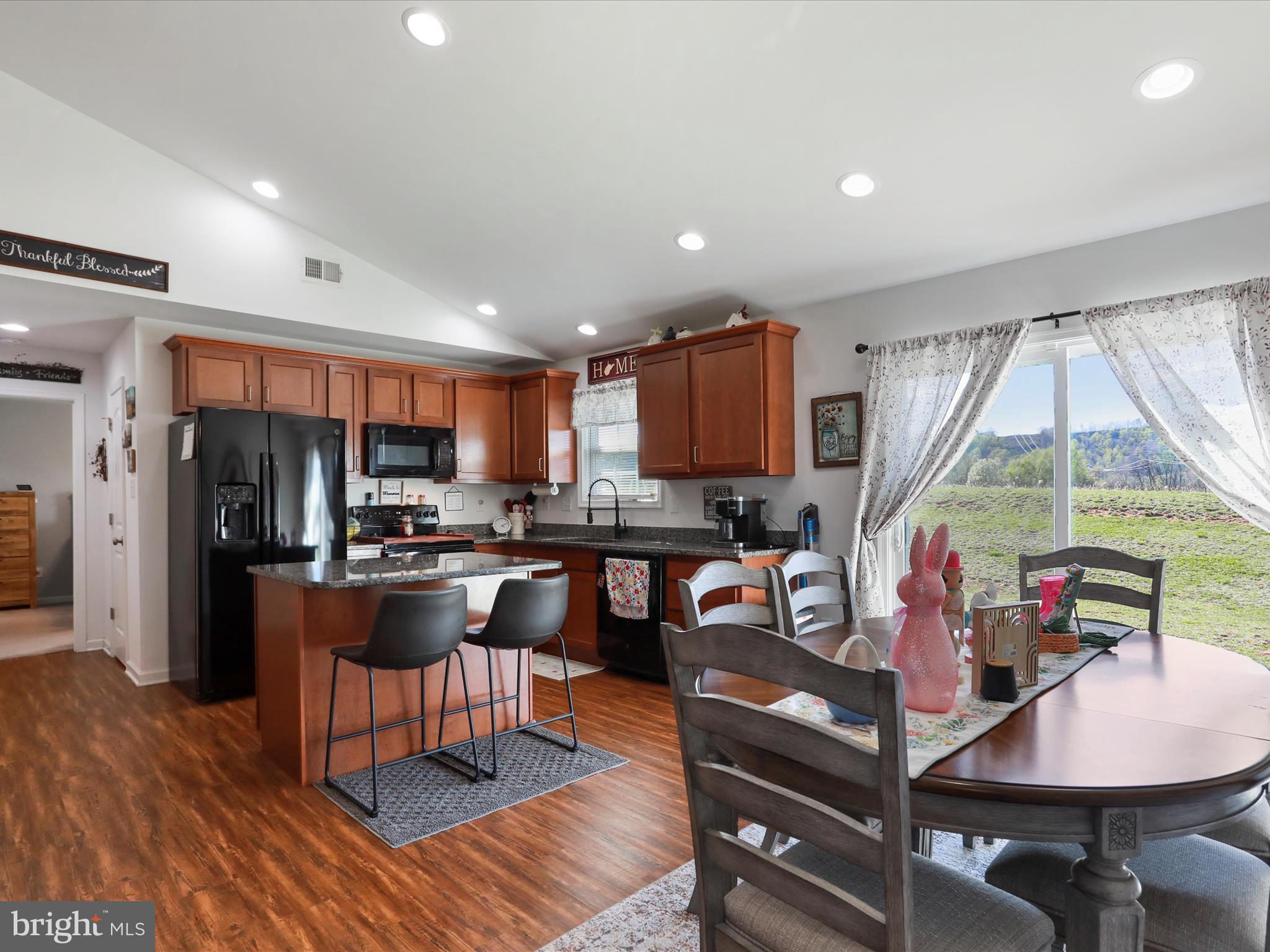 RED HILL - Residential