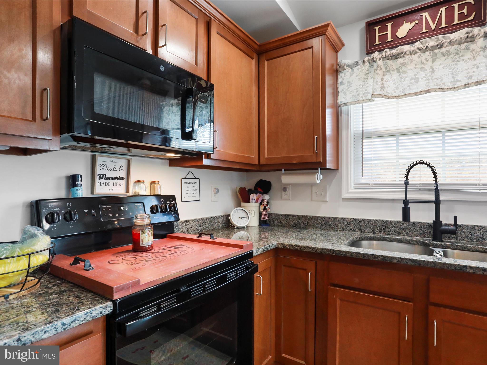 RED HILL - Residential