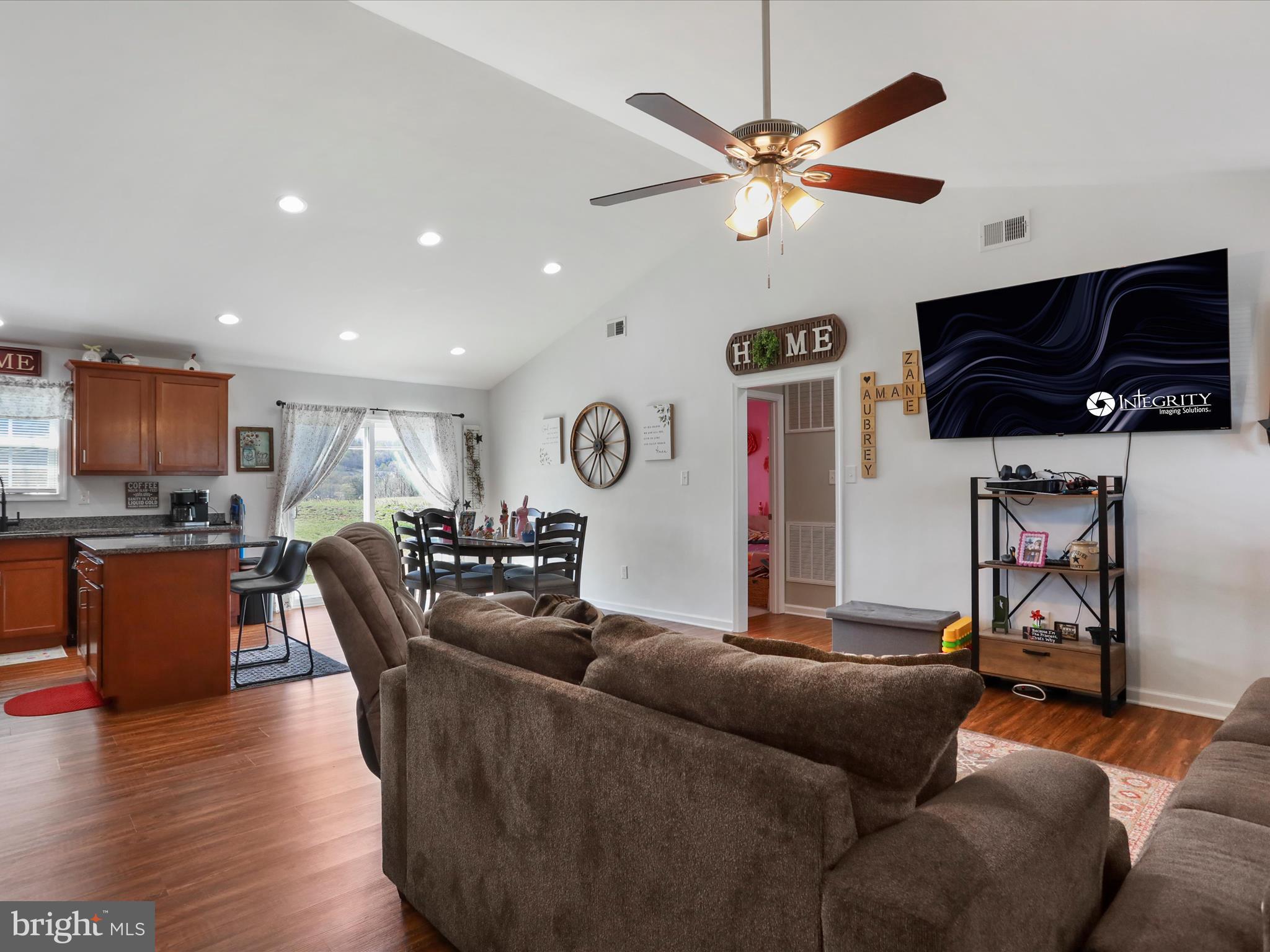 RED HILL - Residential