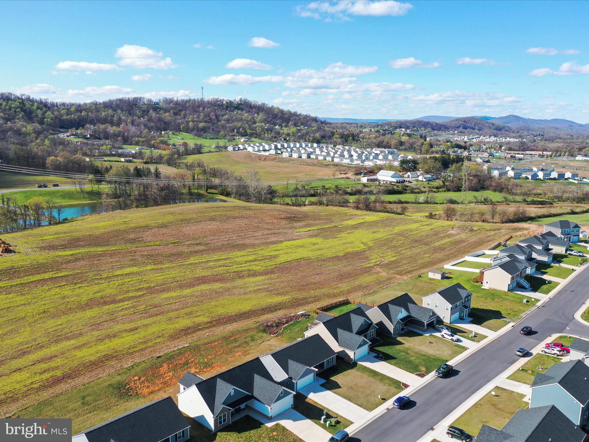 RED HILL - Residential