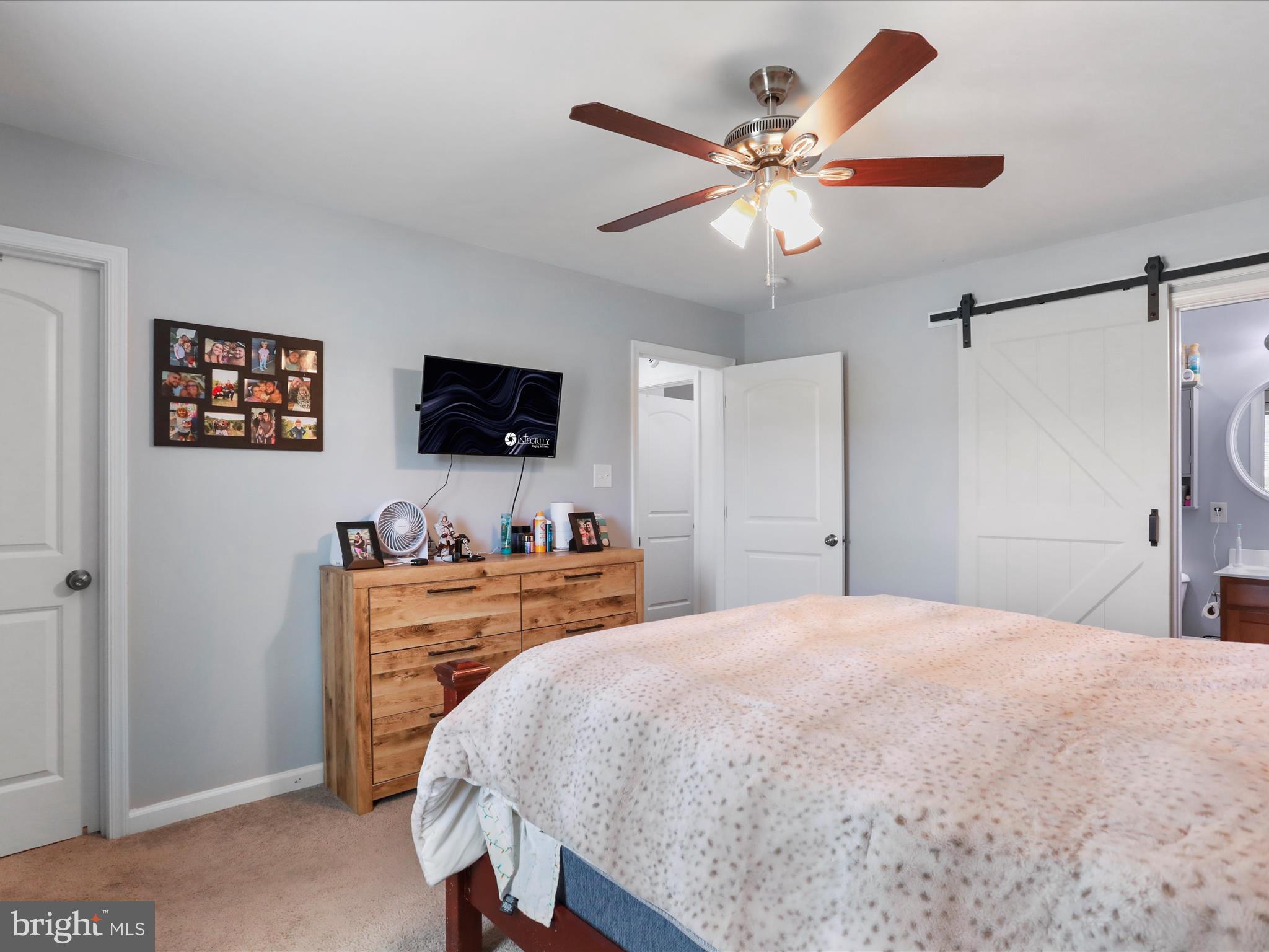 RED HILL - Residential