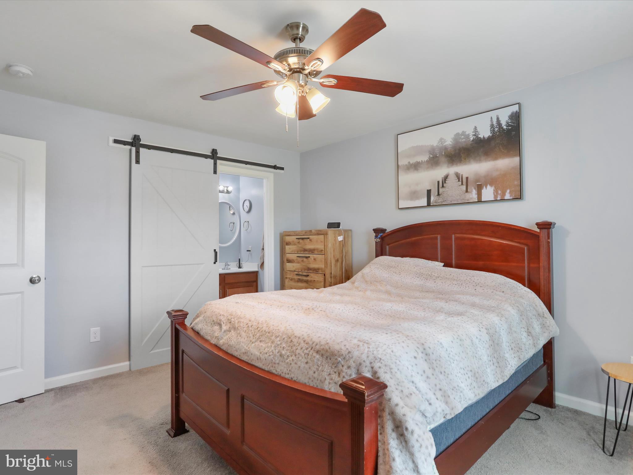 RED HILL - Residential