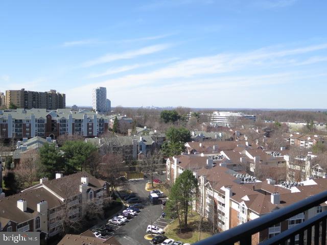 ONE PARK CREST - Residential Lease