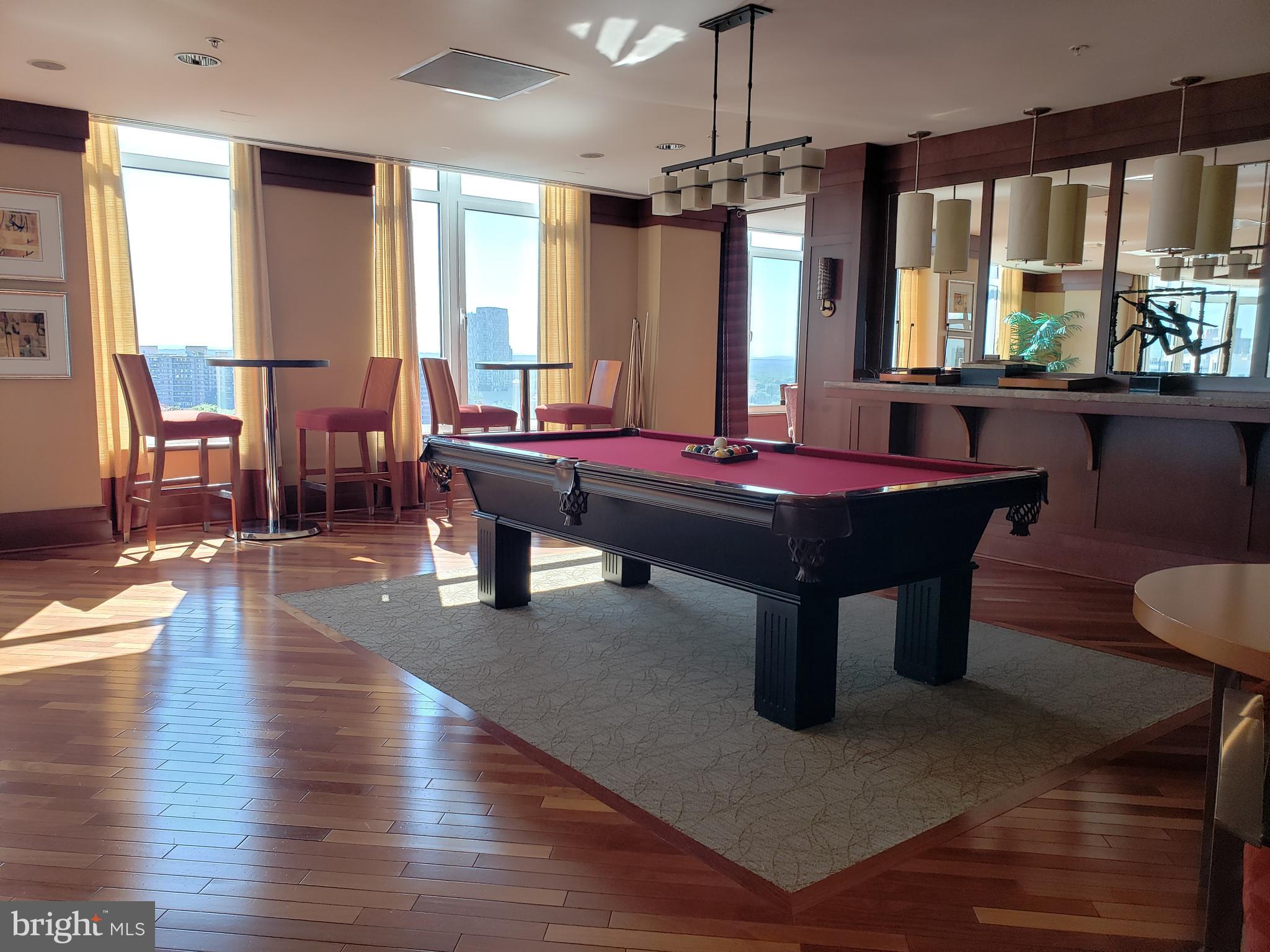 ONE PARK CREST - Residential Lease