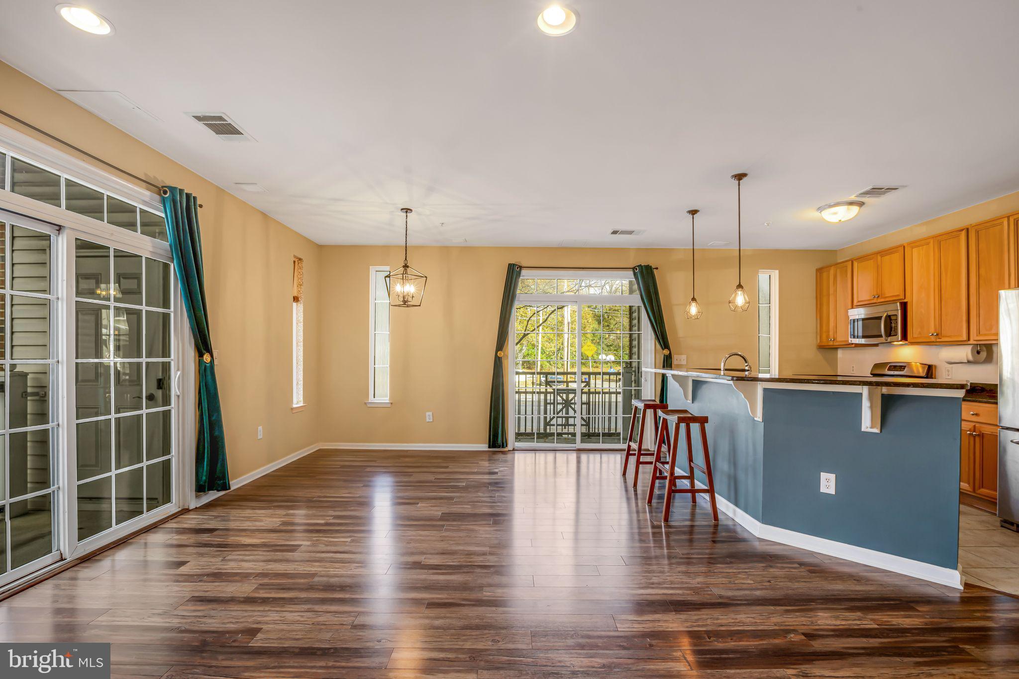 THE GRANDE AT RIVERVIEW - Residential