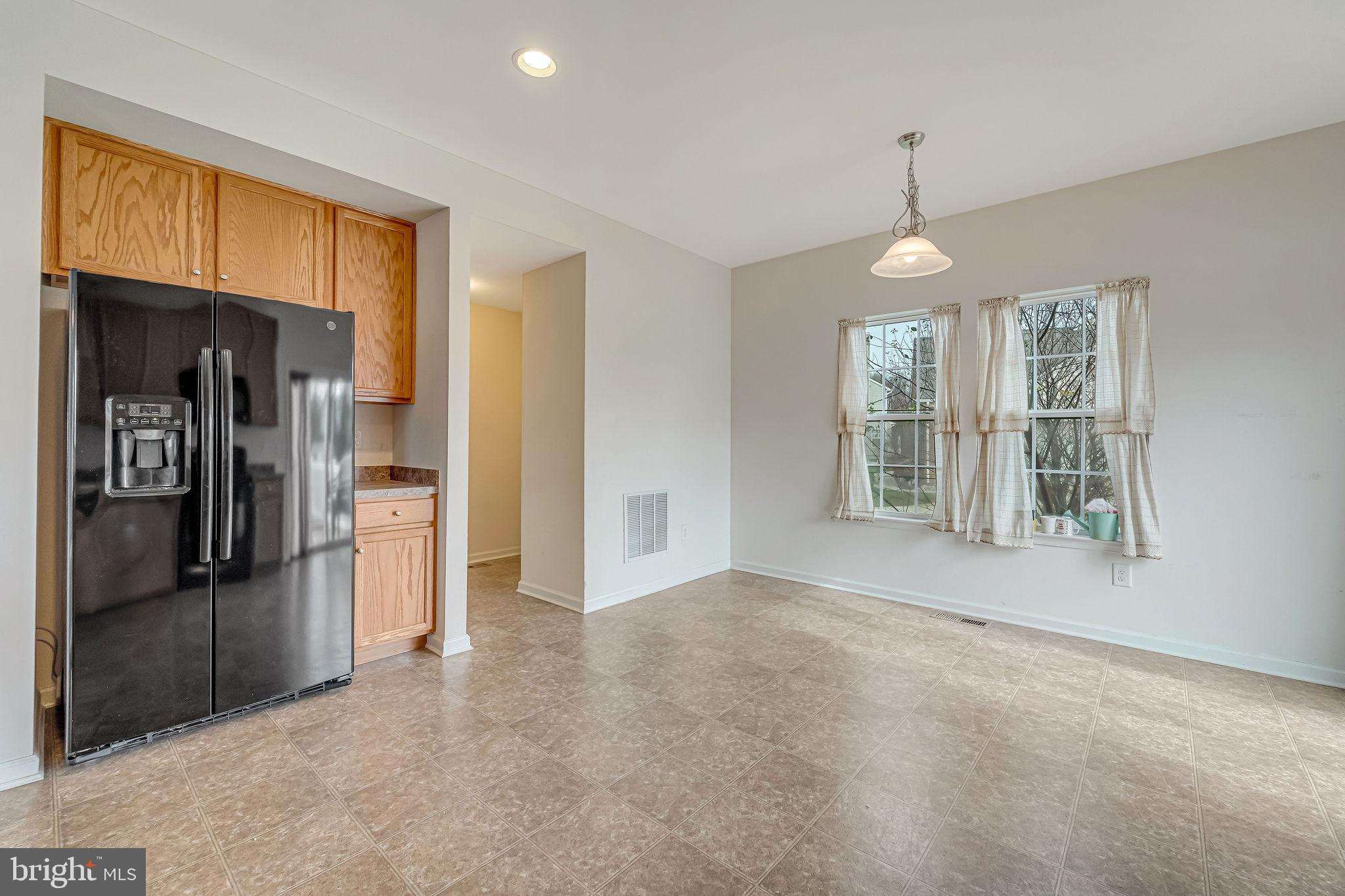 LUMS POND ESTATES - Residential