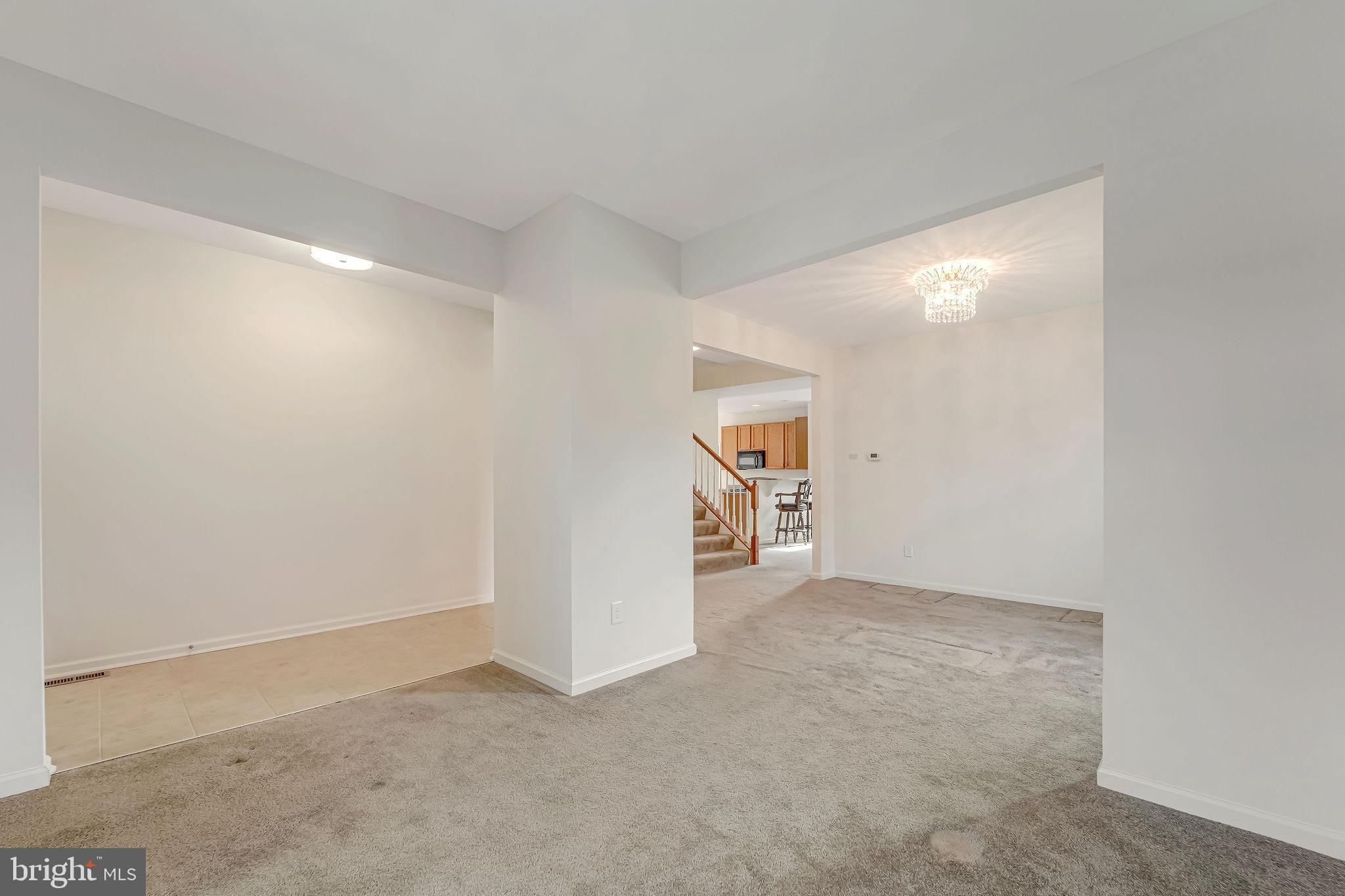 LUMS POND ESTATES - Residential