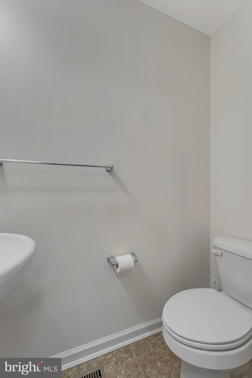 LUMS POND ESTATES - Residential