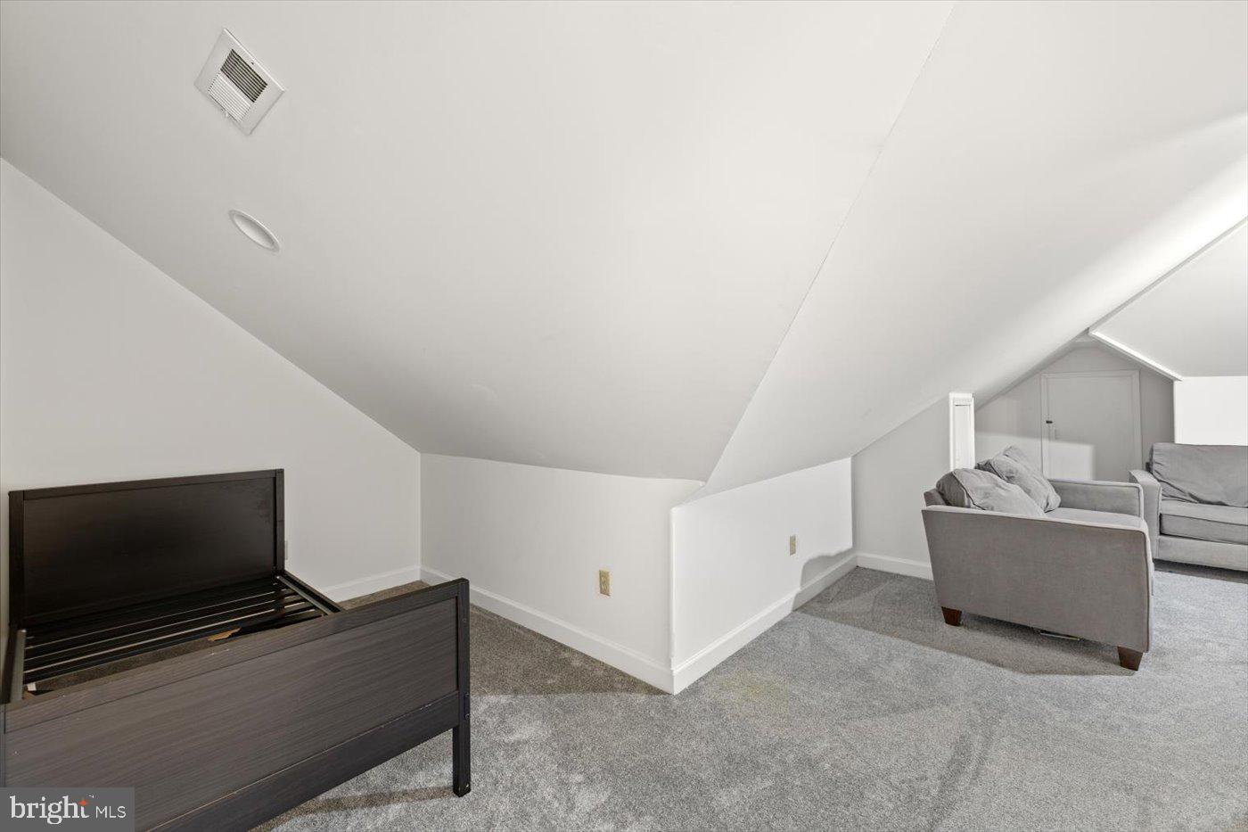 NEW MARKET EAST - Residential