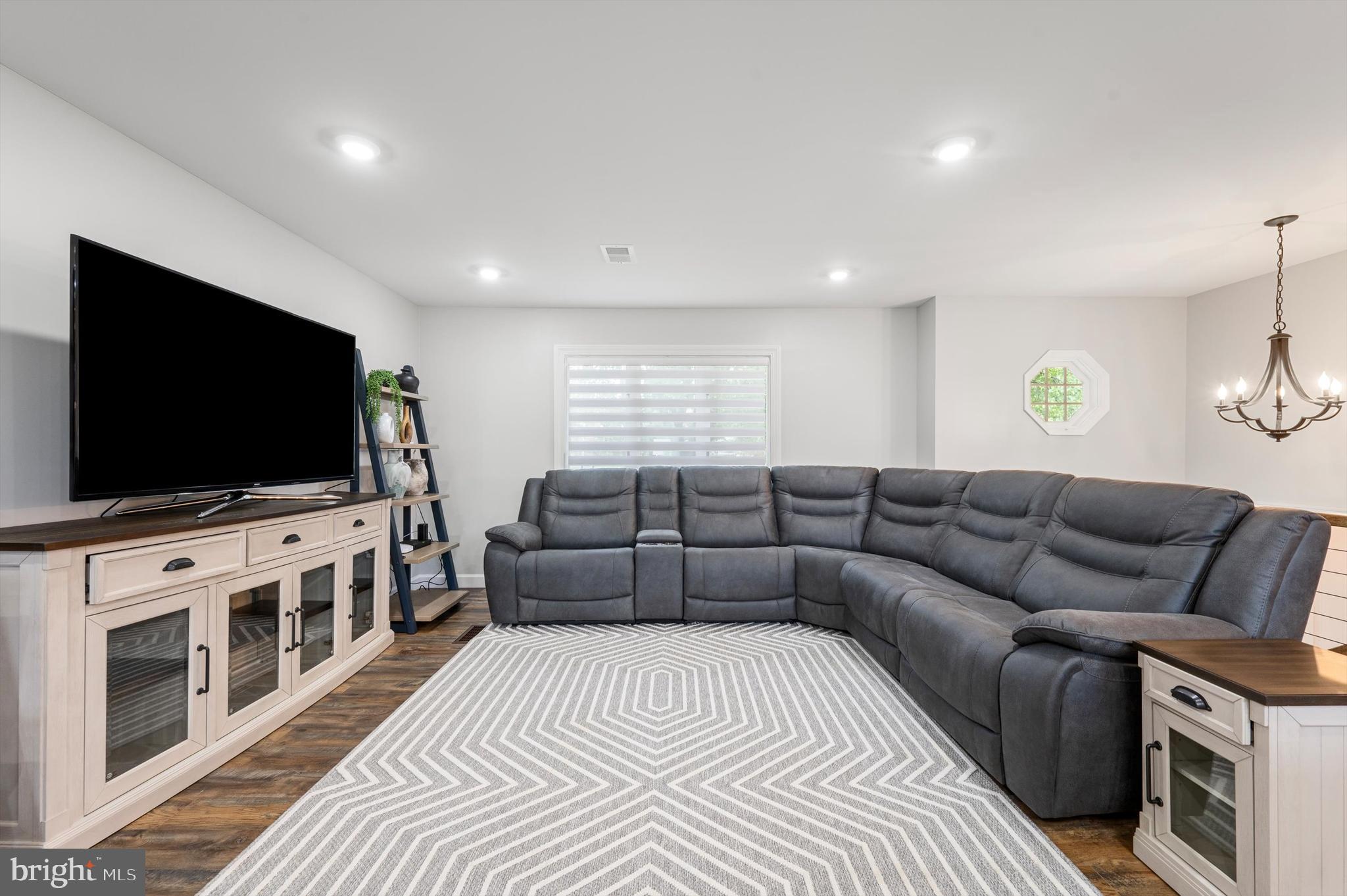 TUSCAWILLA HILLS - Residential