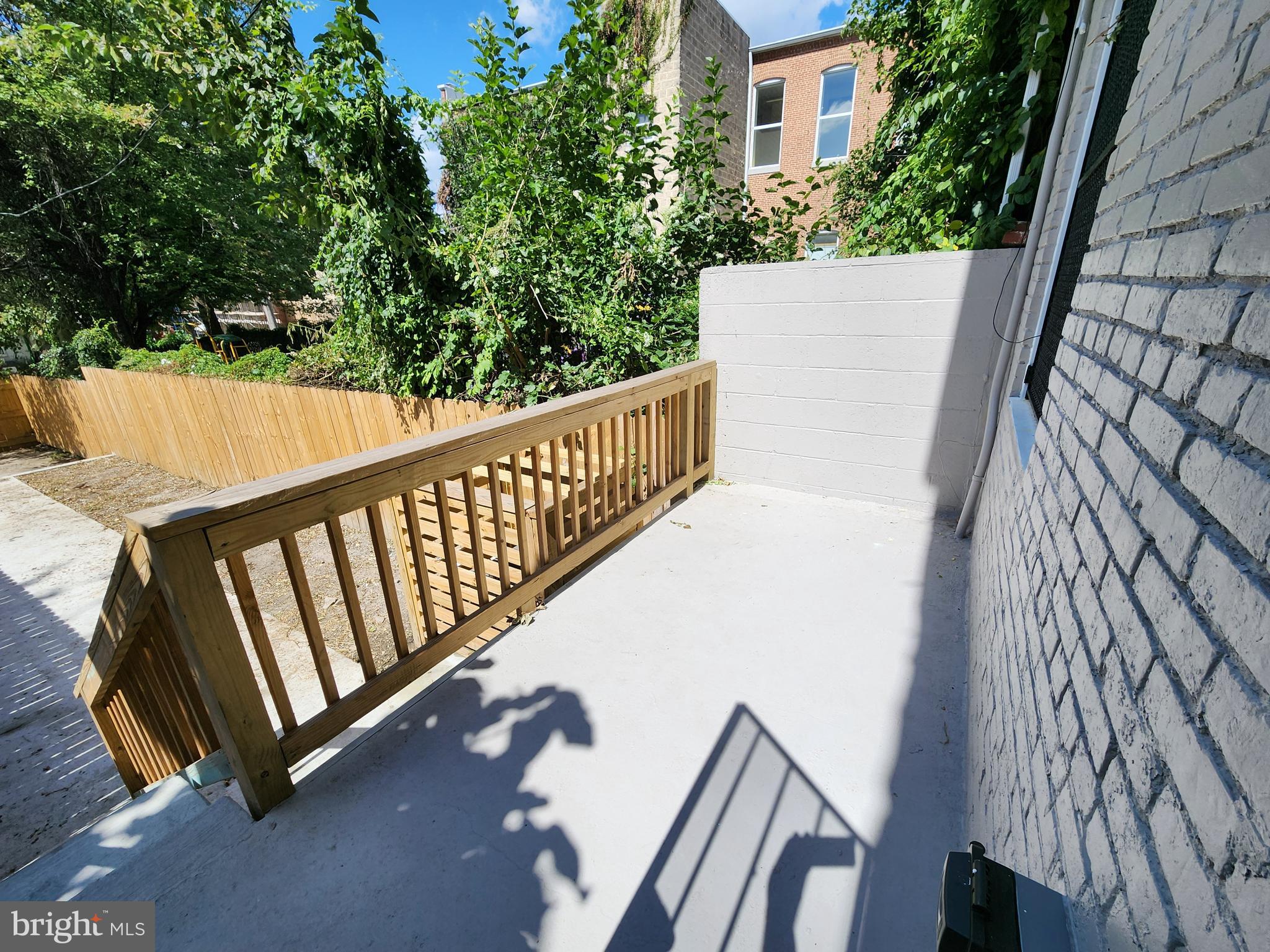MADISON PARK HISTORIC DISTRICT - Residential Lease