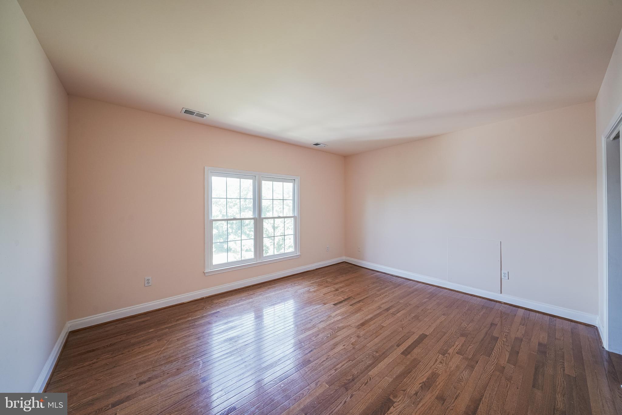 SMALLS NURSERY - Residential