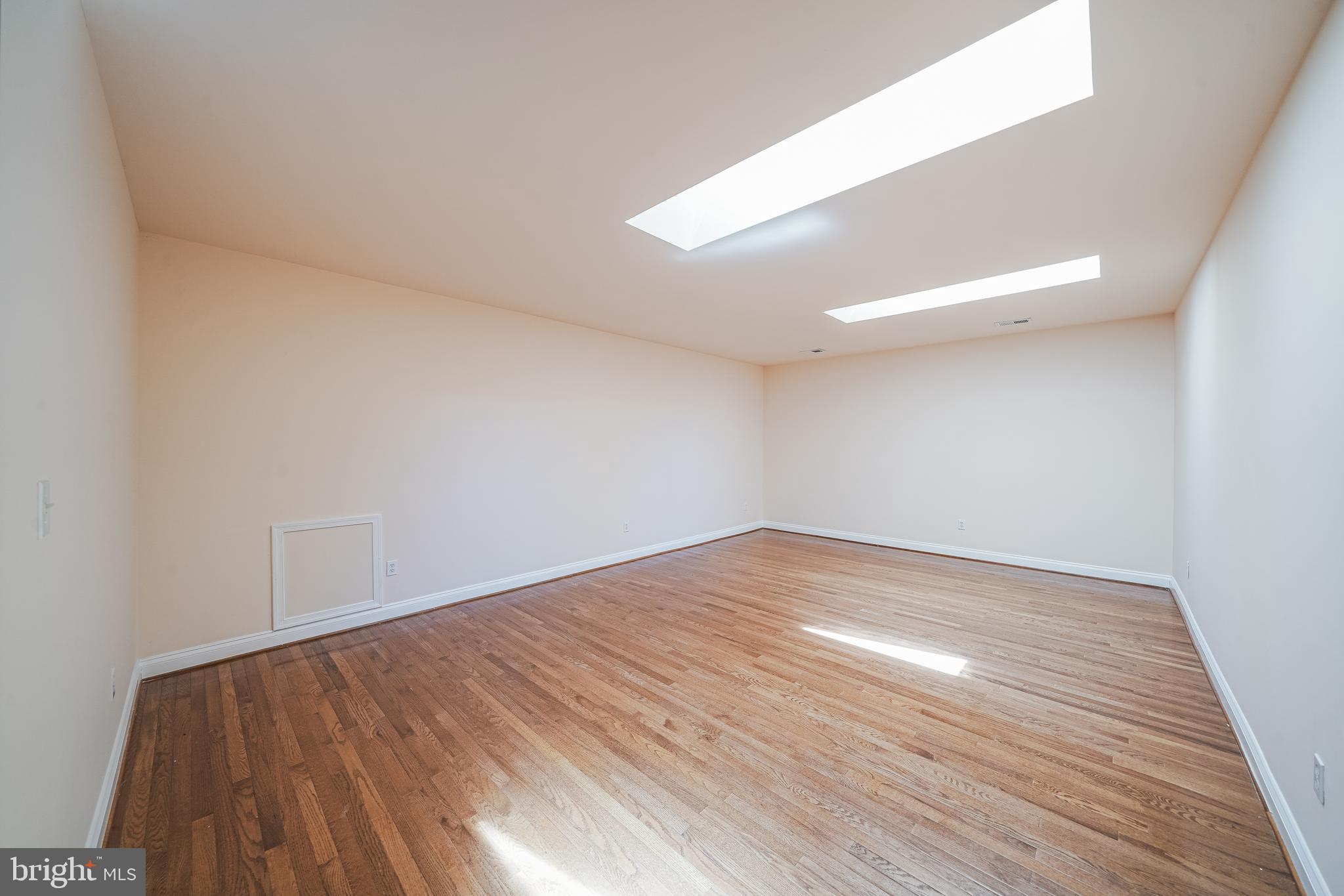 SMALLS NURSERY - Residential